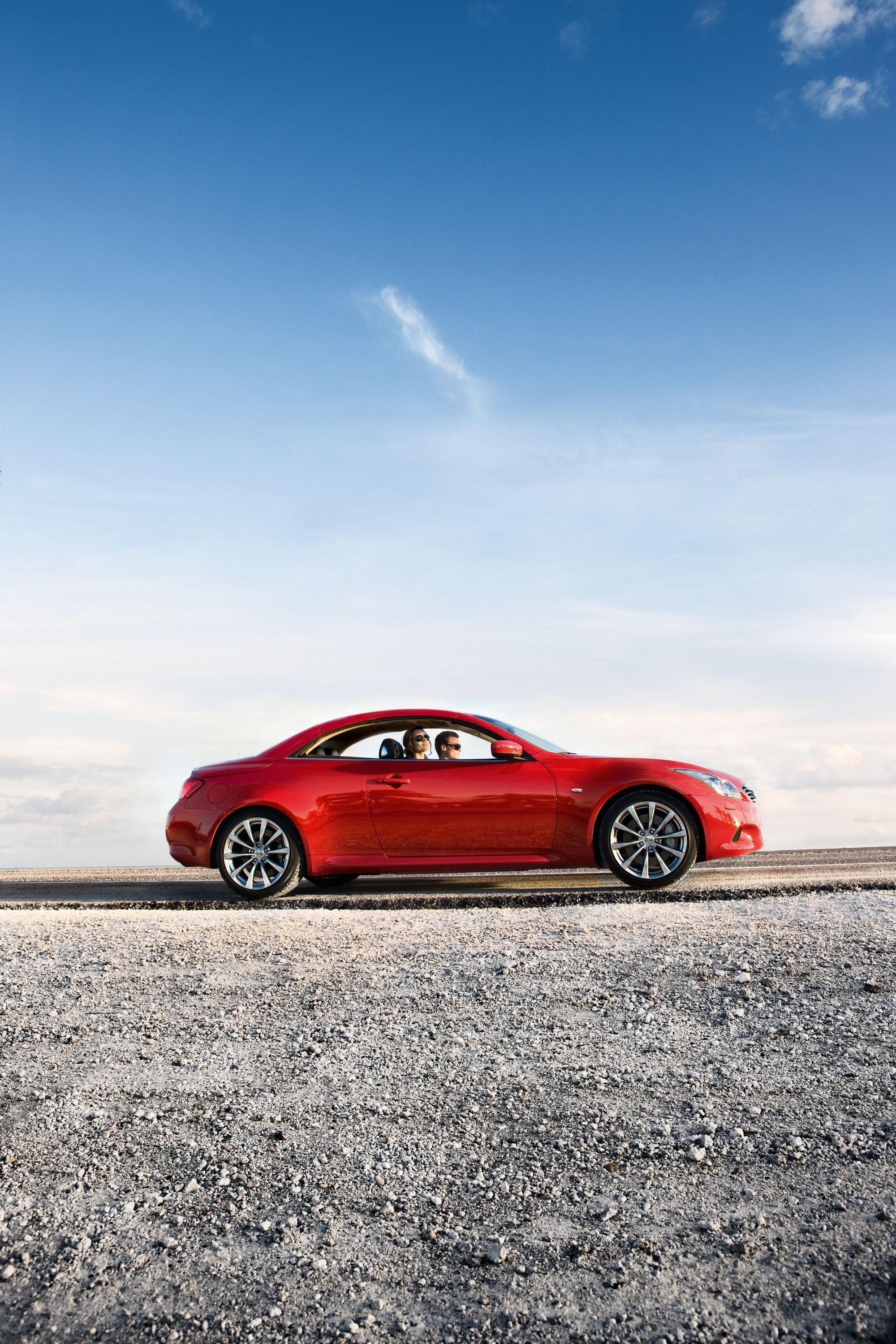 2009 - 2010 Infiniti G37 convertible