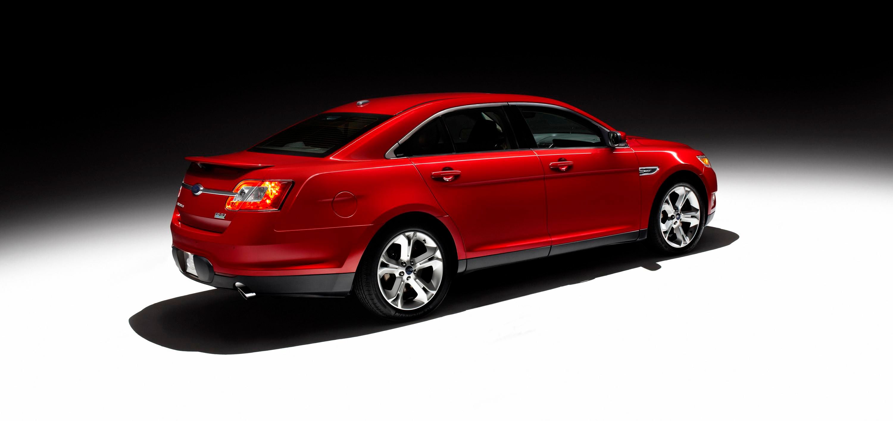 2010 Ford Taurus SHO