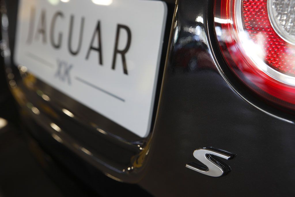 2009 Aussie pretty packaging: Jaguar XK-S