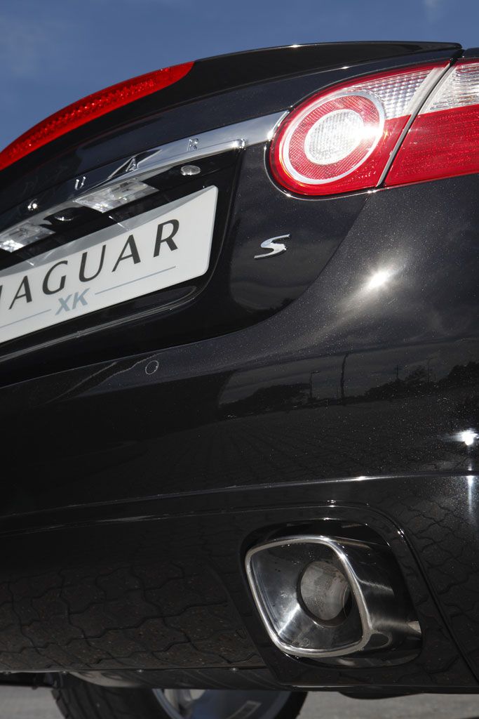 2009 Aussie pretty packaging: Jaguar XK-S