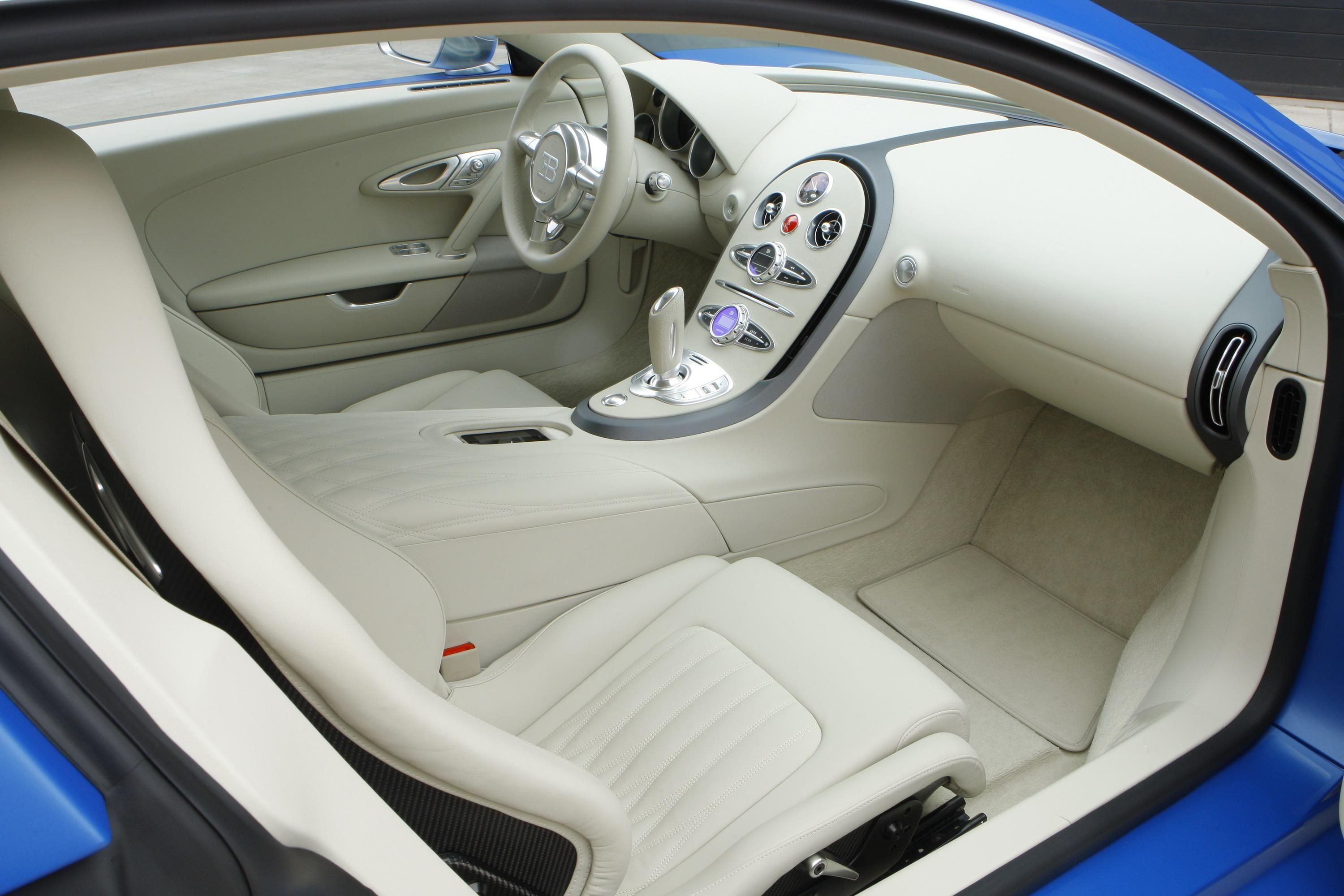 2010 Bugatti Veyron Bleu Centenaire