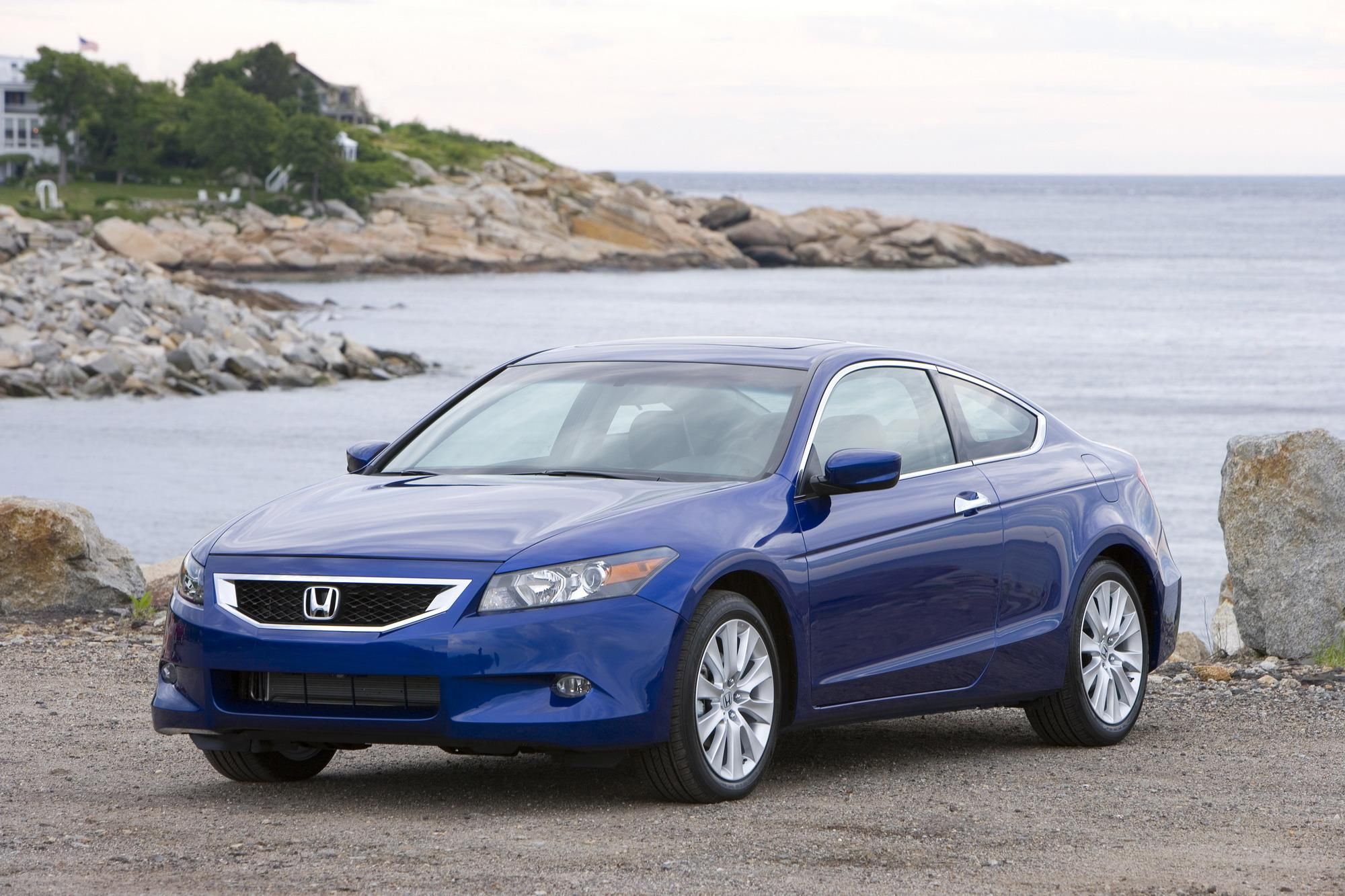 https://static0.topspeedimages.com/wordpress/wp-content/uploads/jpg/200905/2009-honda-accord-90.jpg