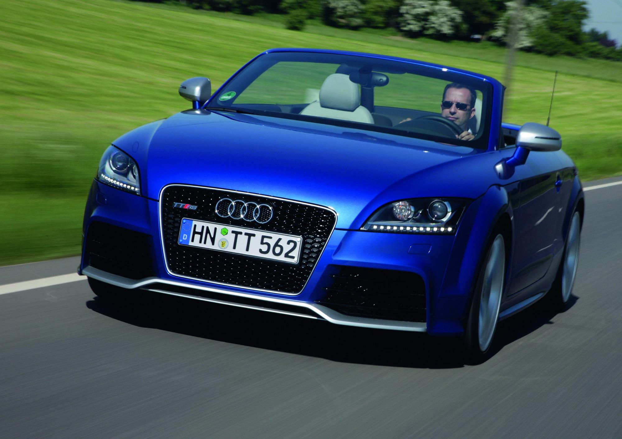 2010 Audi TT RS