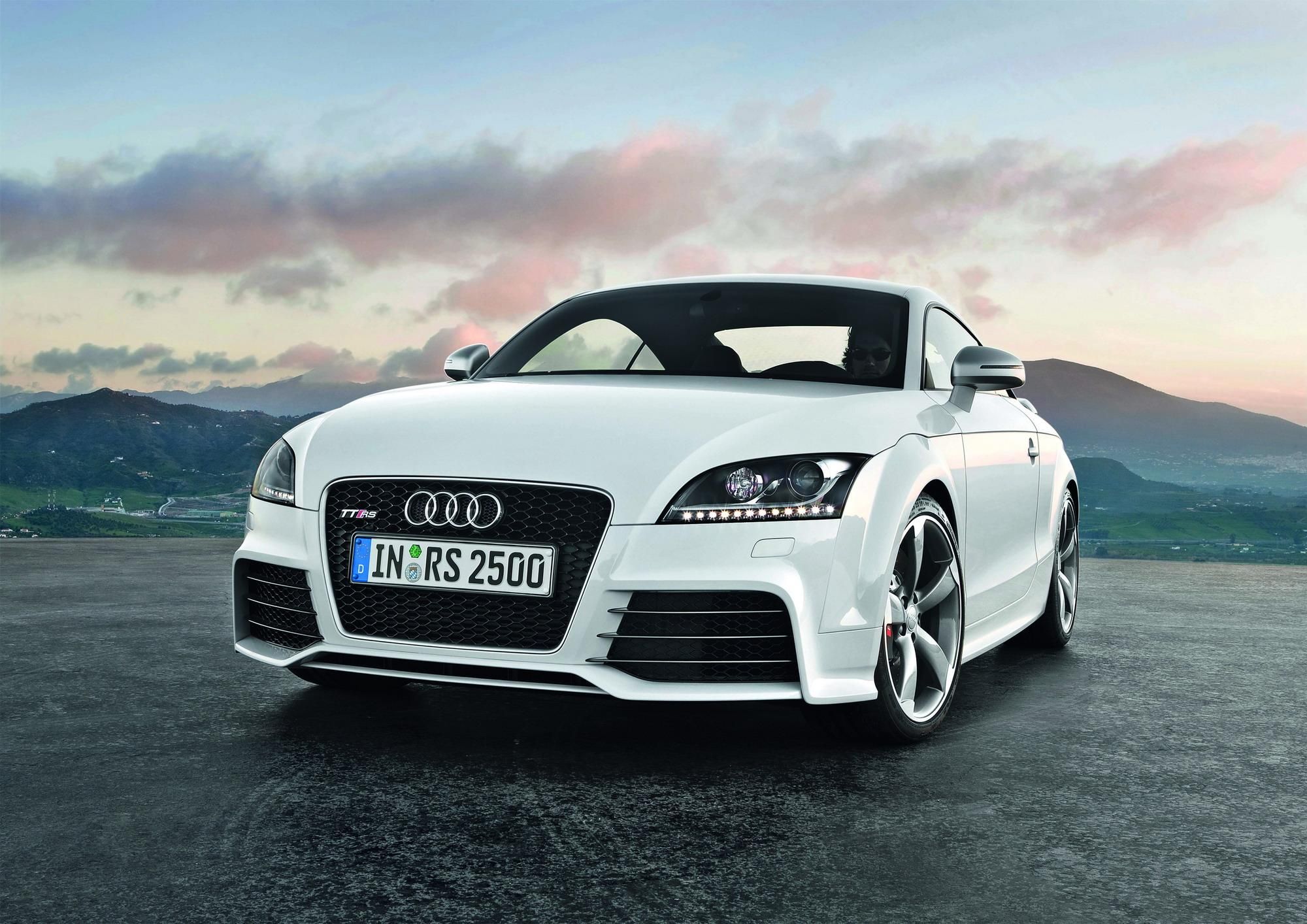 2010 Audi TT RS