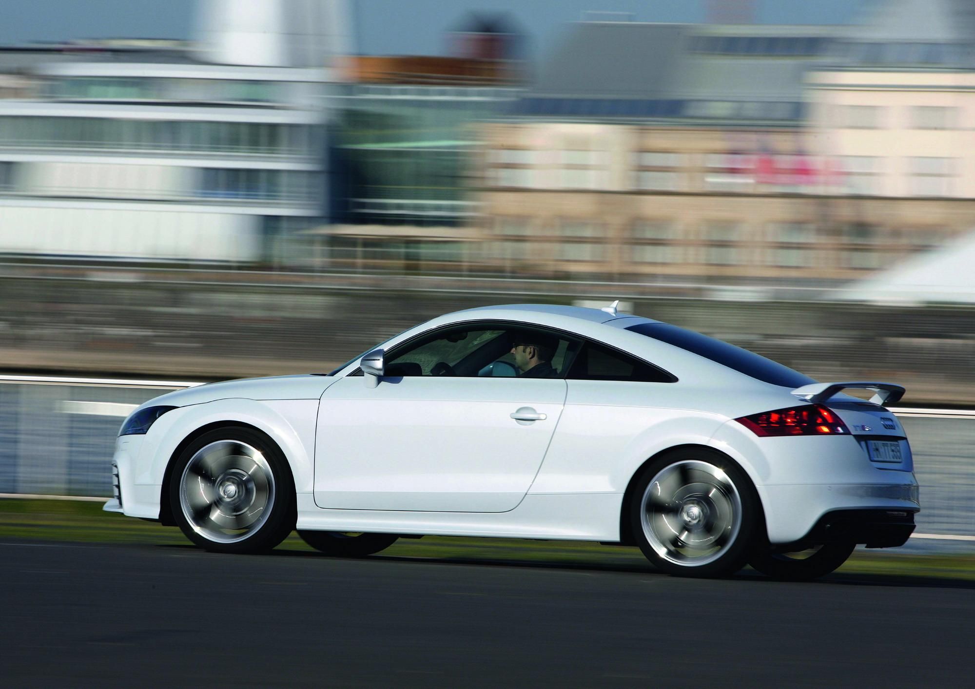 2010 Audi TT RS