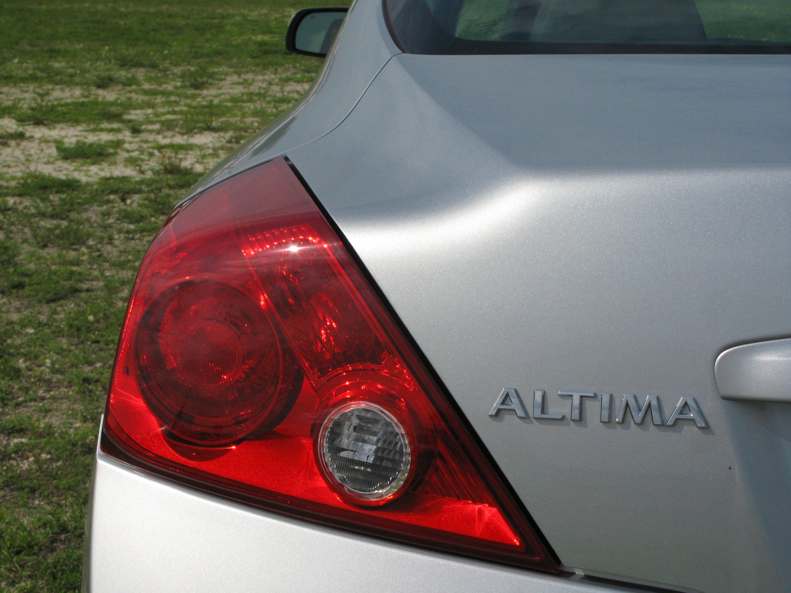 2009 Nissan Altima Coupe 3.5 SE