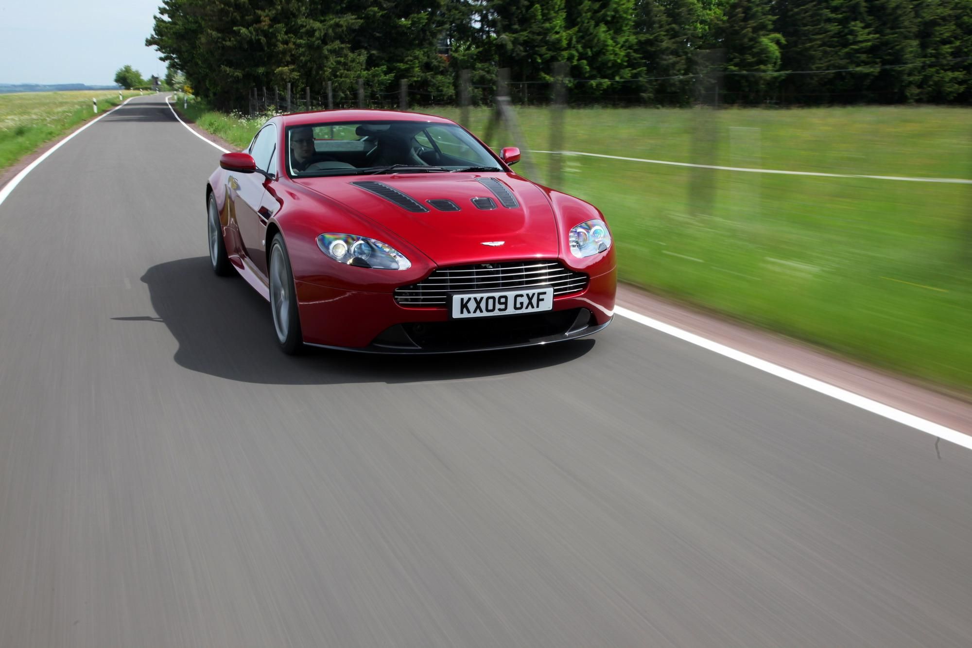 2010 Aston Martin V12 Vantage