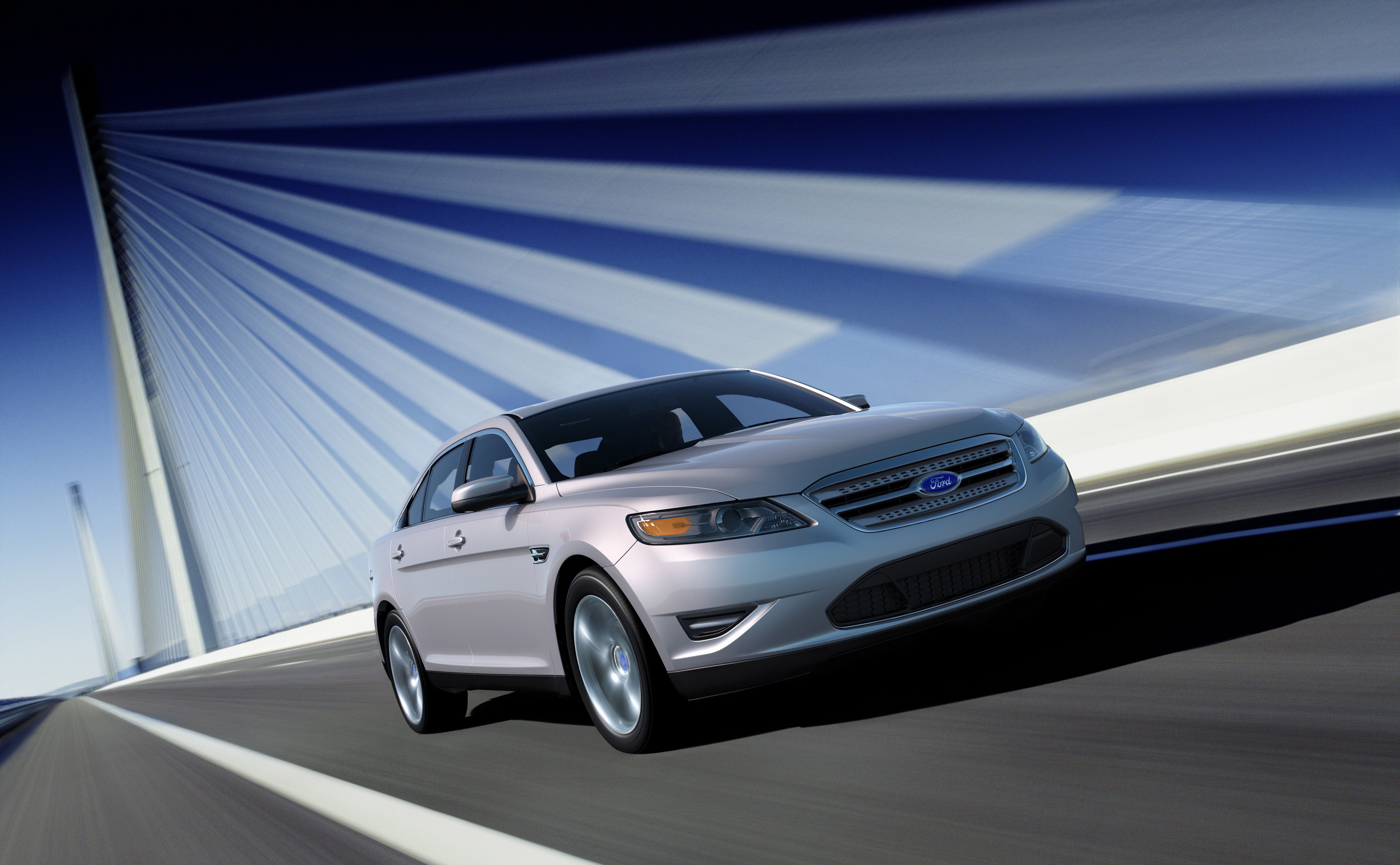 2010 Ford Taurus SHO