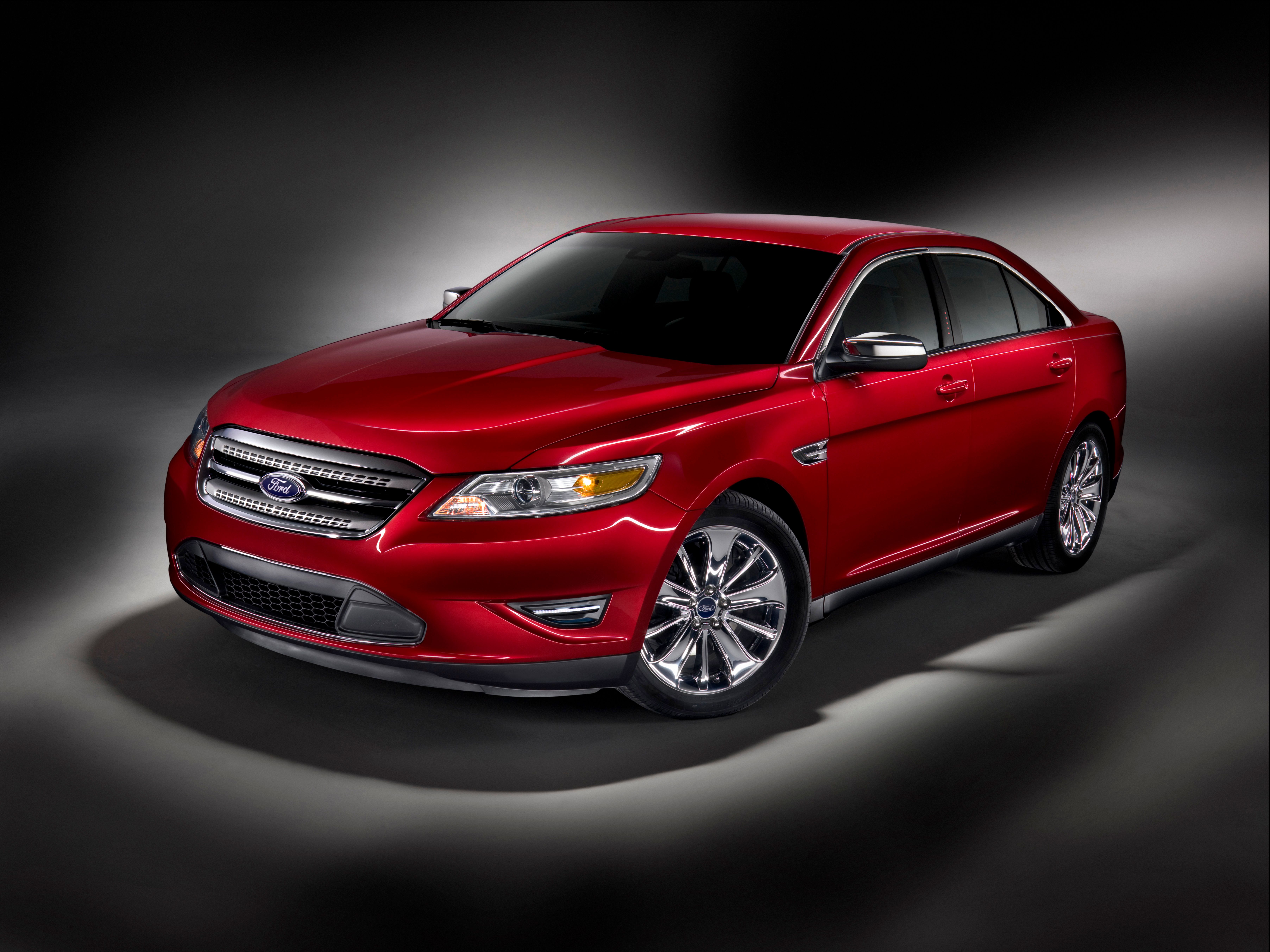 2010 Ford Taurus SHO