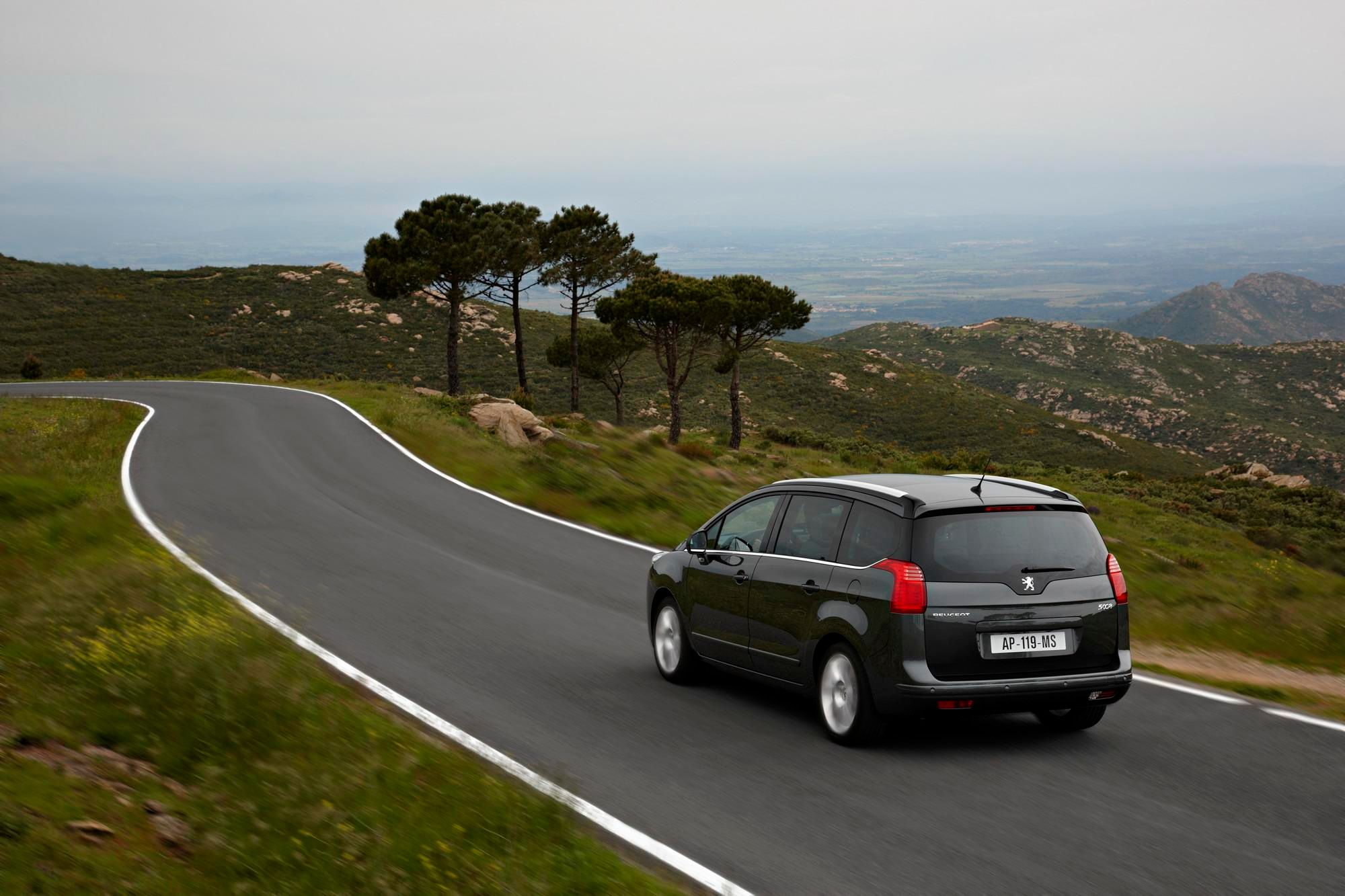 2010 Peugeot 5008