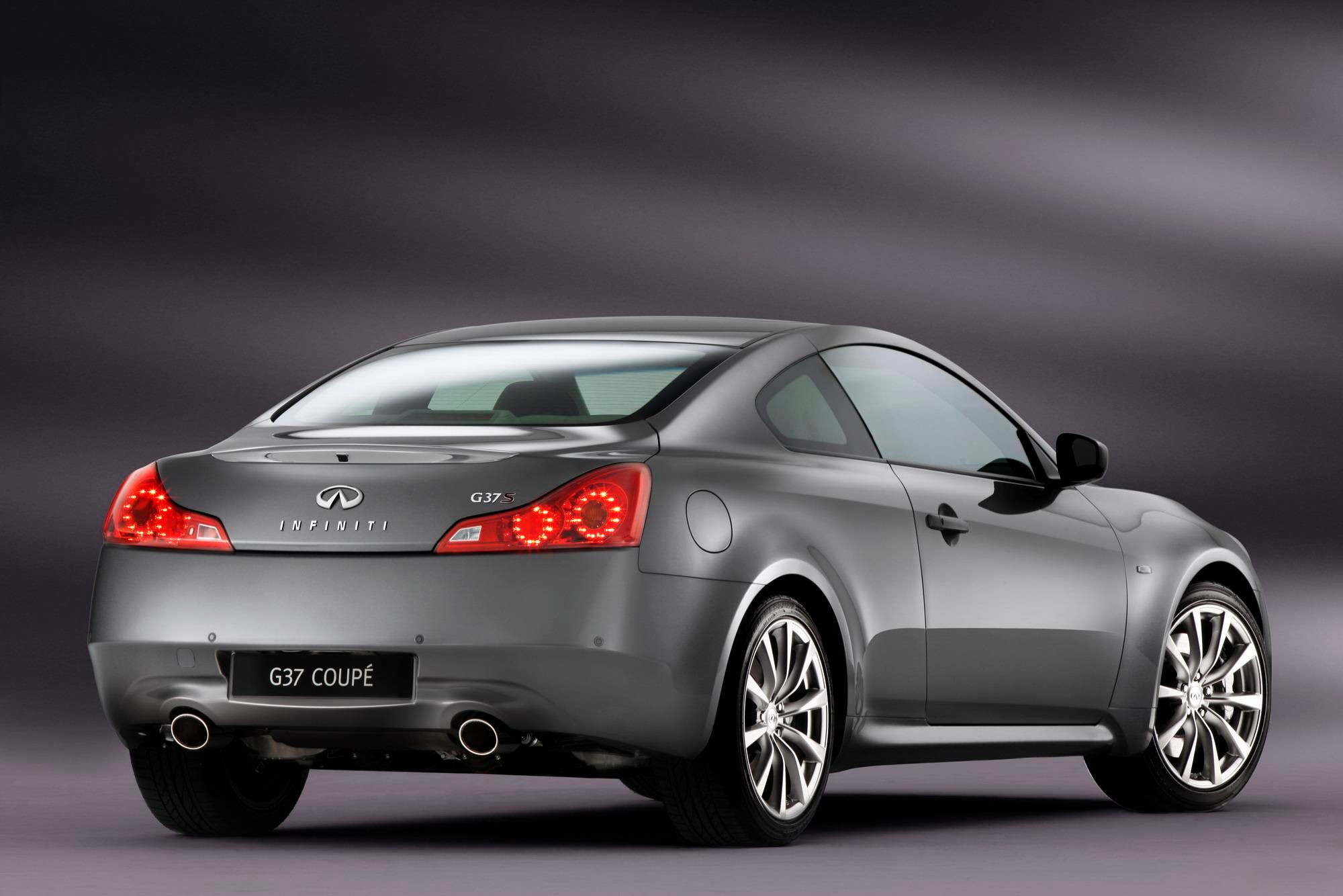 Gs3 автомобиль. Инфинити g37s. Инфинити г37 купе. Инфинити g37 Coupe 2008. Infiniti g37 купе.