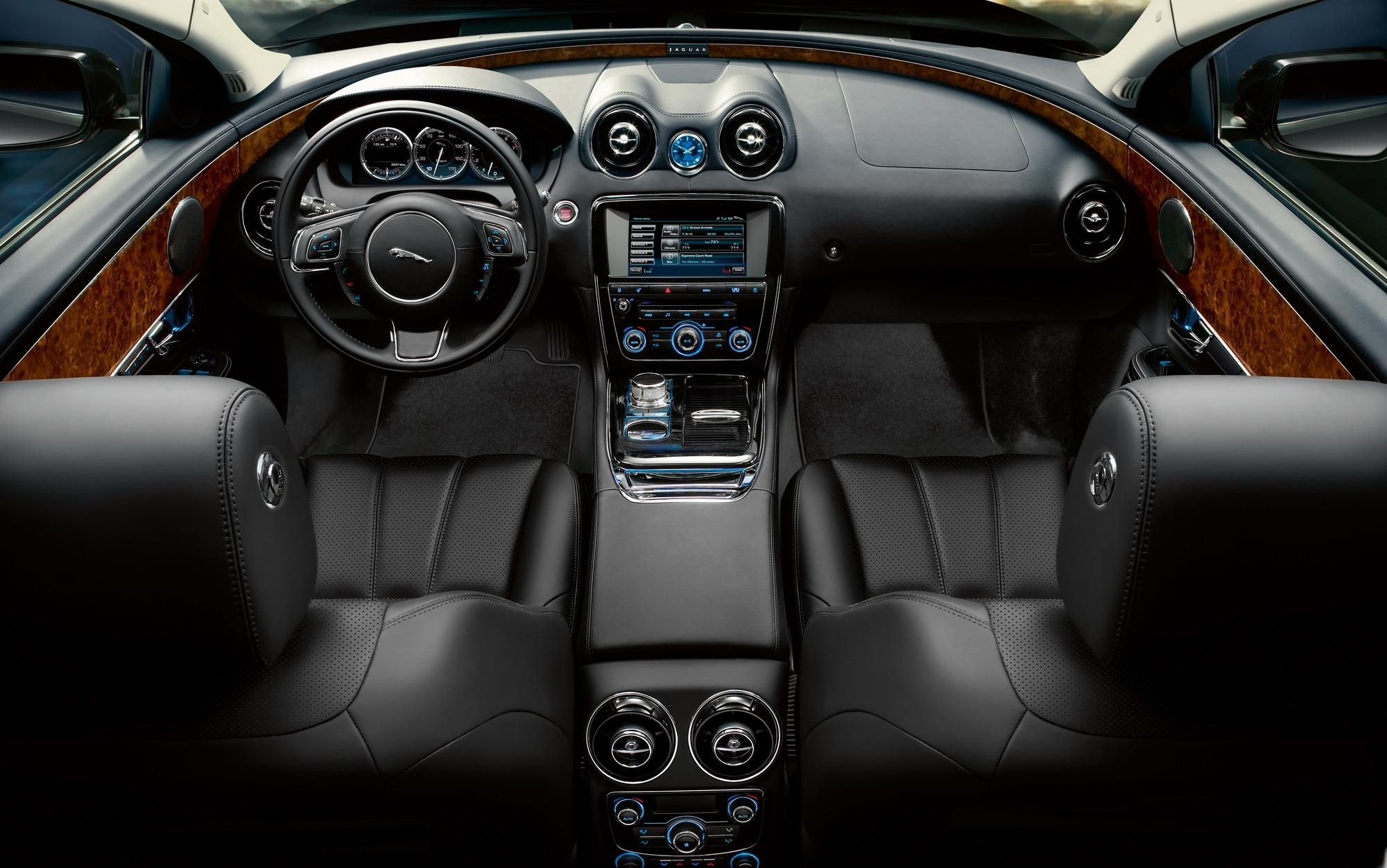 2010 - 2012 Jaguar XJ