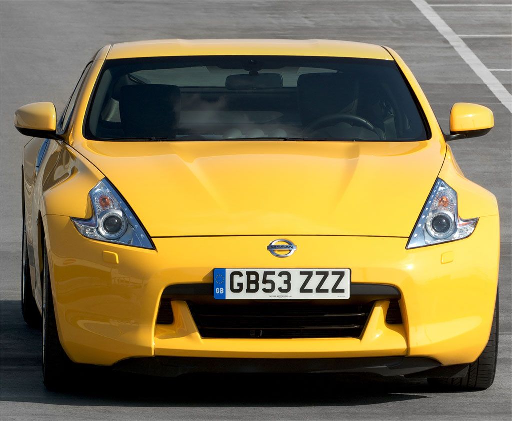 2009 Nissan 370Z Yellow