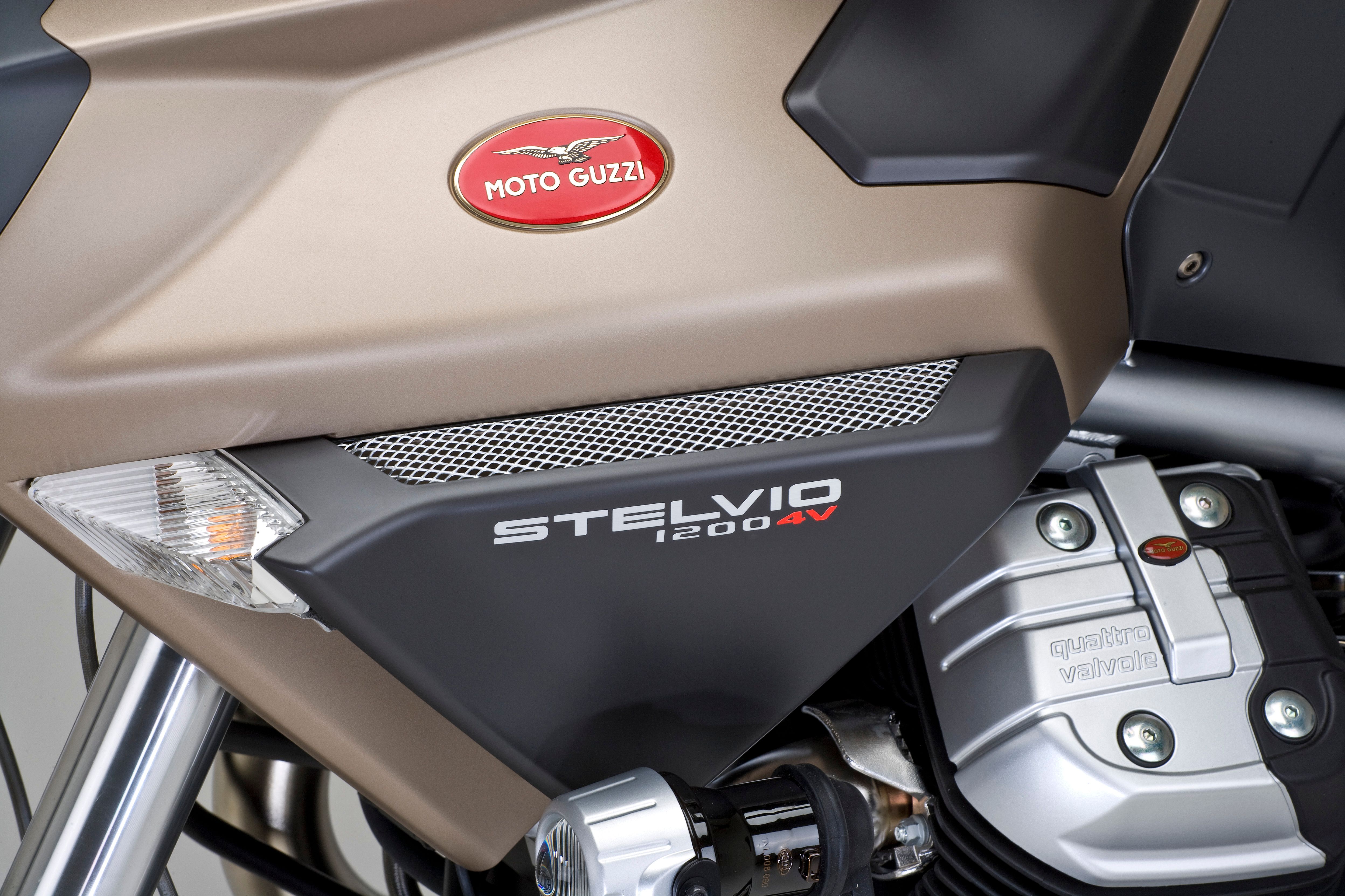  2009 Moto Guzzi Stelvio 1200 4V NTX