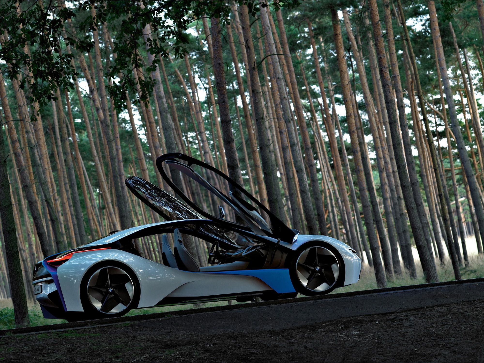 BMW Vision EfficientDynamics Wins the Louis Vuitton Classic Award -  BimmerFile