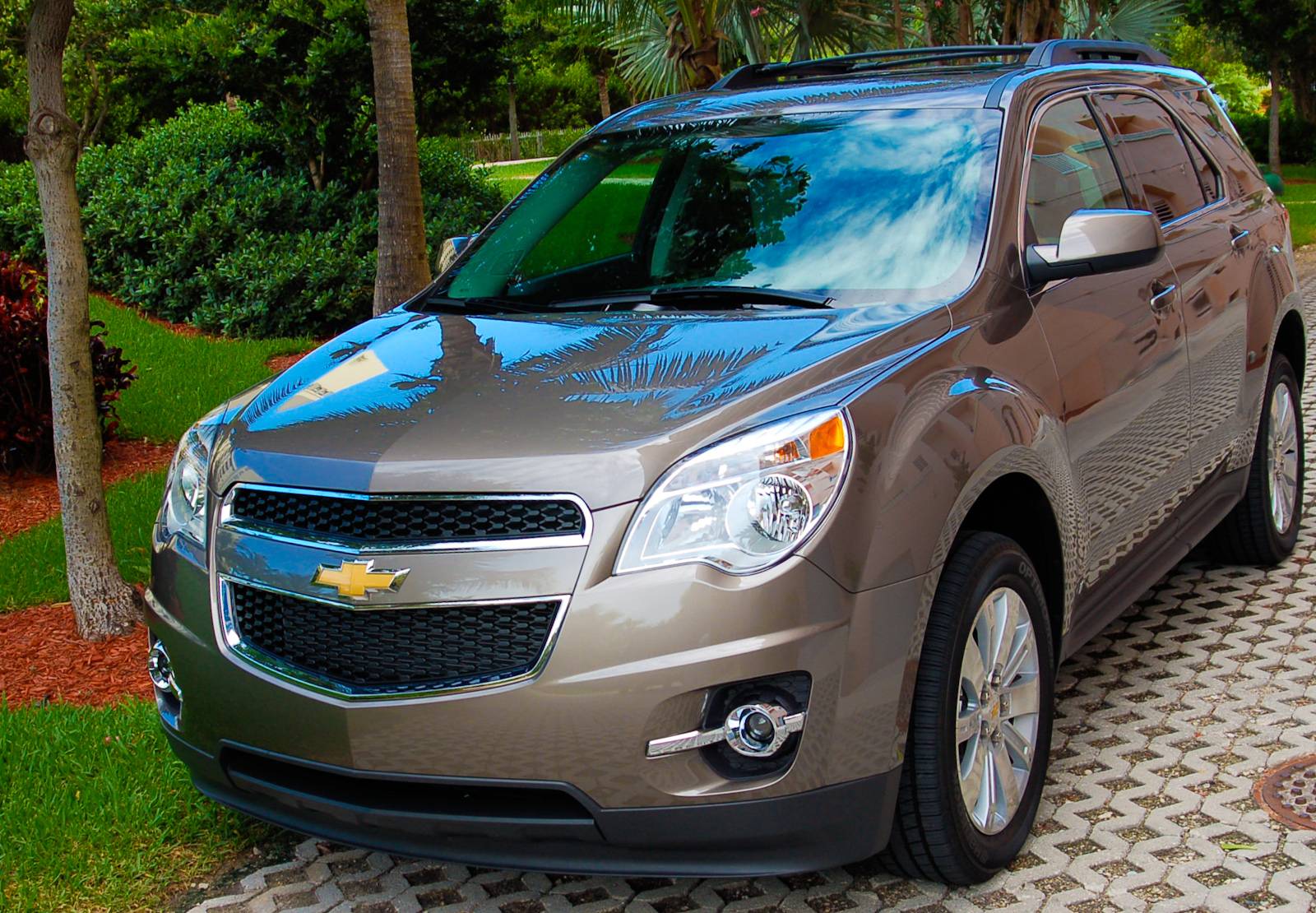 2023 Chevy Equinox: Price, Colors, Interior, Pictures, Specs, MPG | Allen  Turner Chevrolet, image size:1600x1110