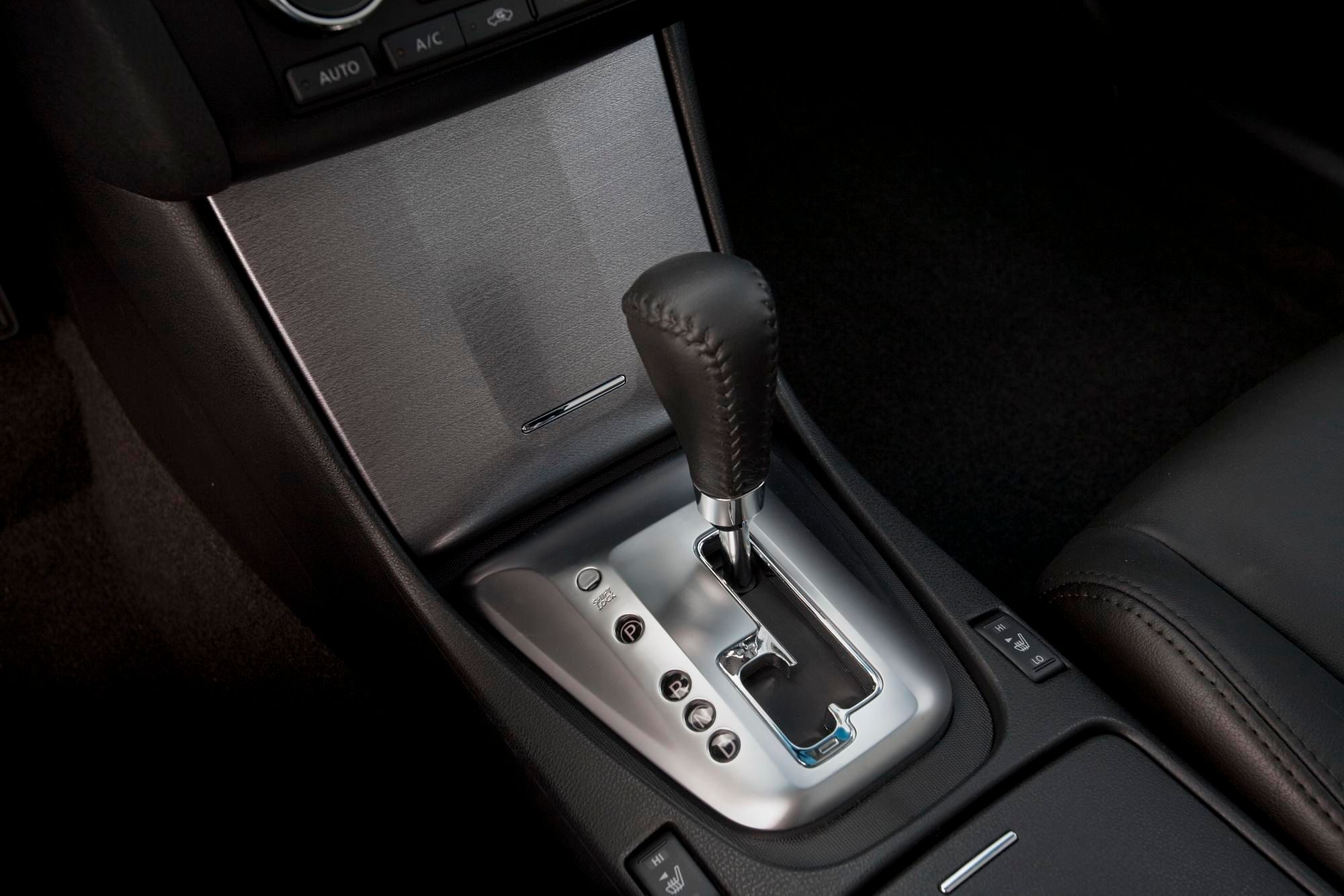 2010 nissan deals altima shift knob