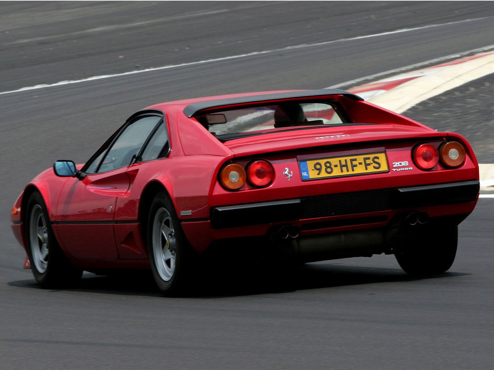 1982 - 1985 Ferrari 208 GTB Turbo