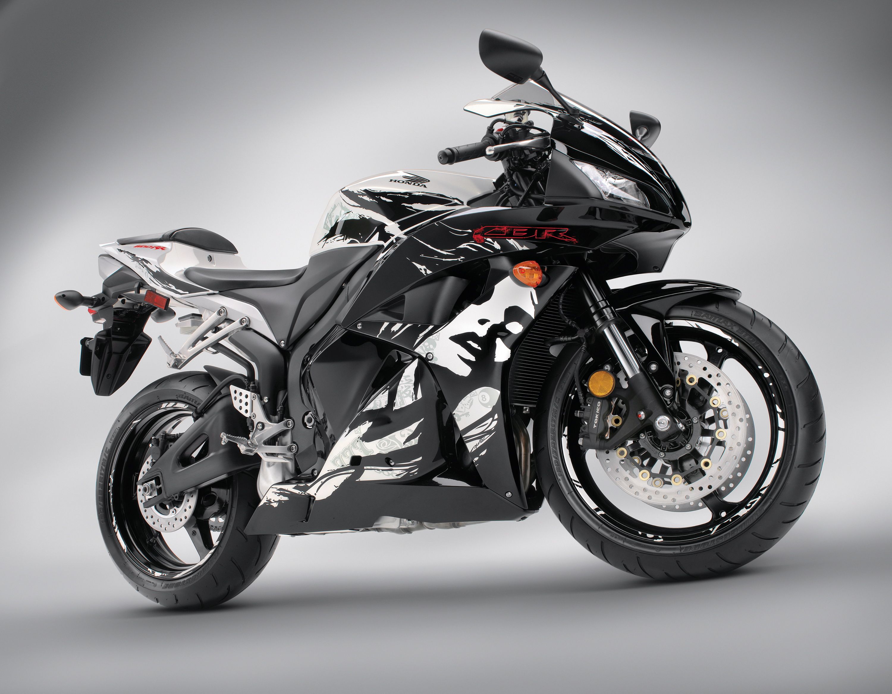 Honda pgm. Honda cbr600rr Black. Мотоцикл Хонда CBR 600 RR. Honda cbr600rr 2019. Honda cbr600rr мотоциклист.