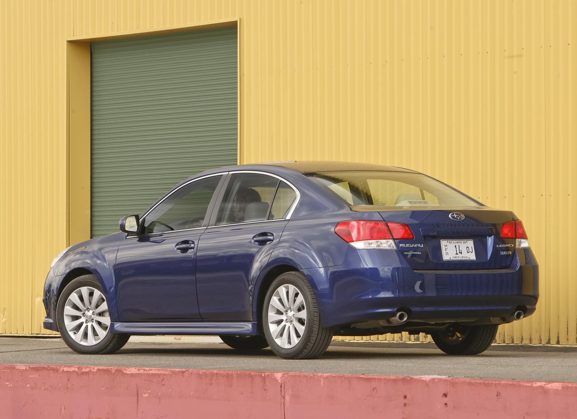 2010 Subaru Legacy Sedan