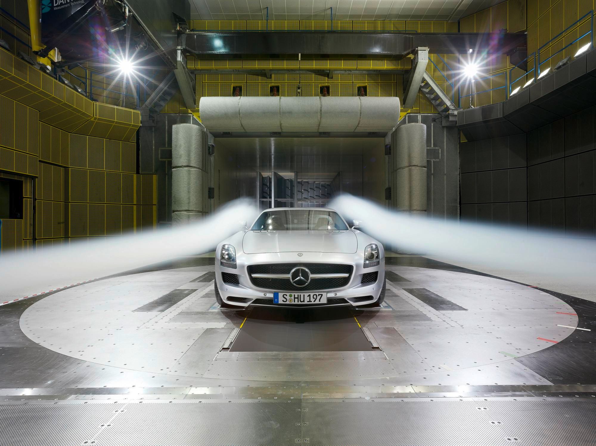 2010 - 2012 Mercedes-Benz SLS AMG