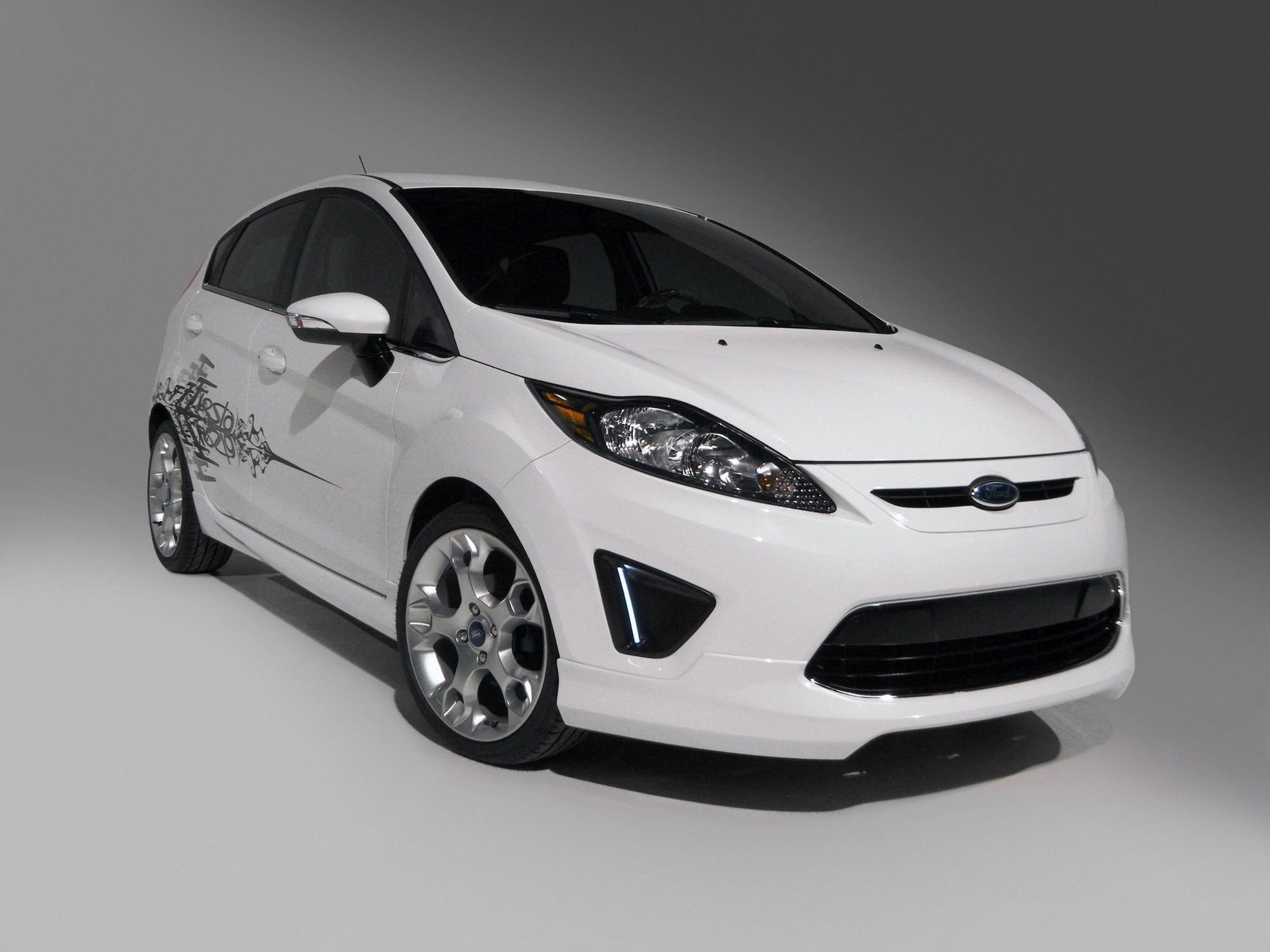2009 Ford Fiesta by Ford Custom Accessories