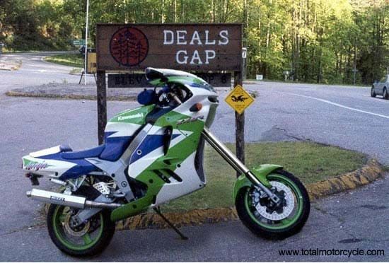 Ridiculous Kawasaki Ninja ZX-6R chopper