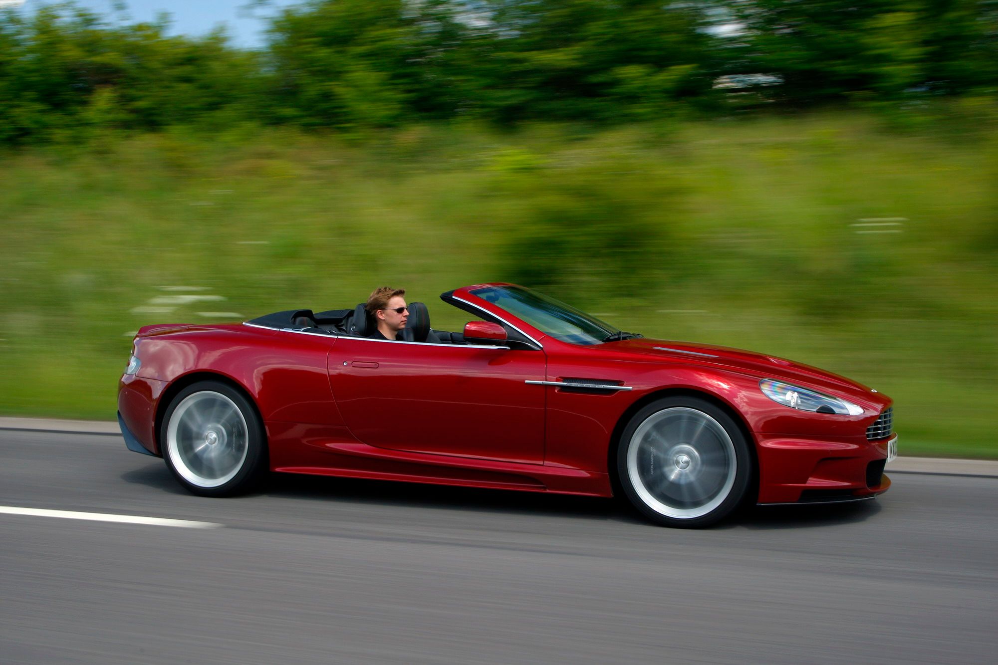 2010 Aston Martin DBS Volante