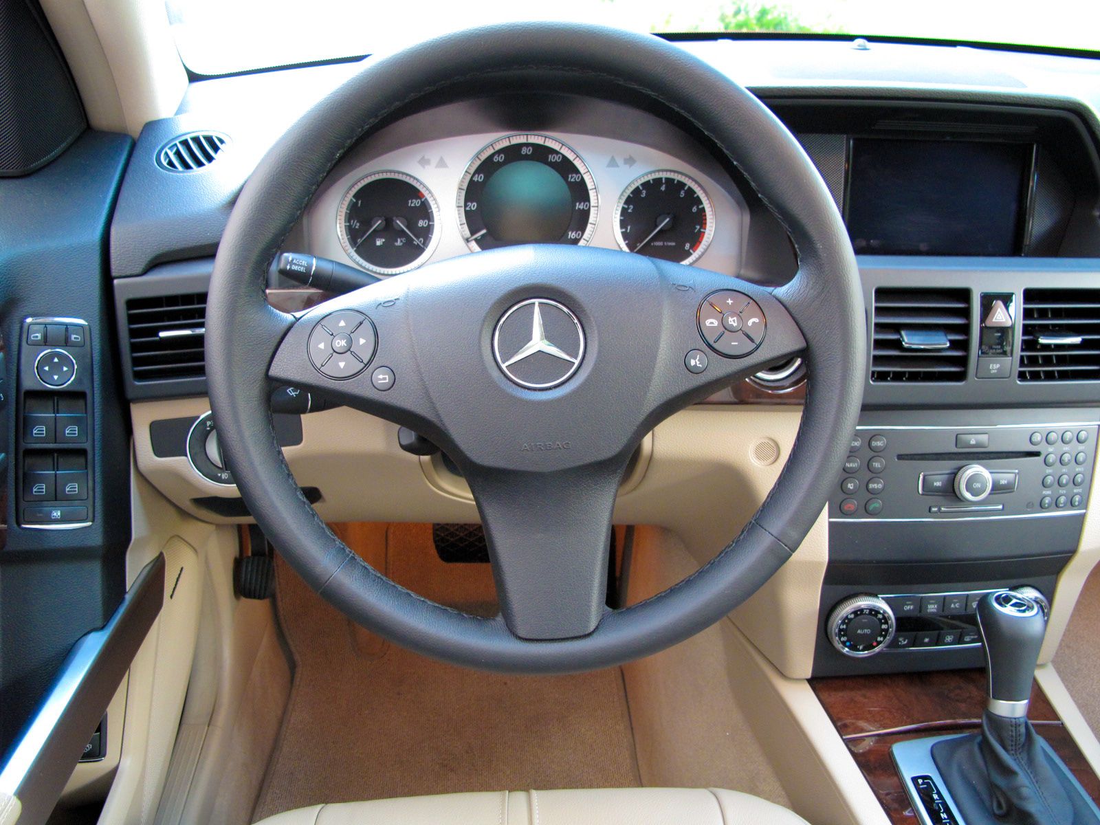 2010 Mercedes Benz GLK 350