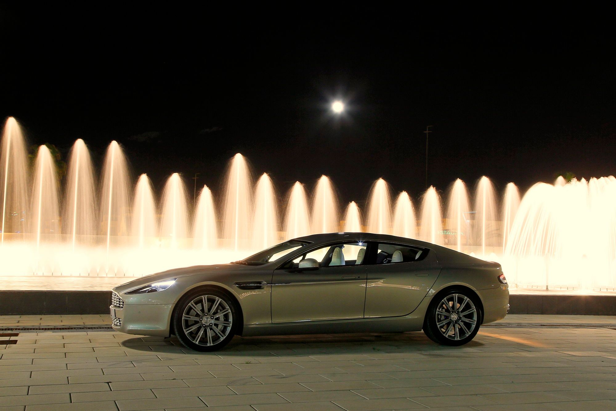 2010 - 2012 Aston Martin Rapide