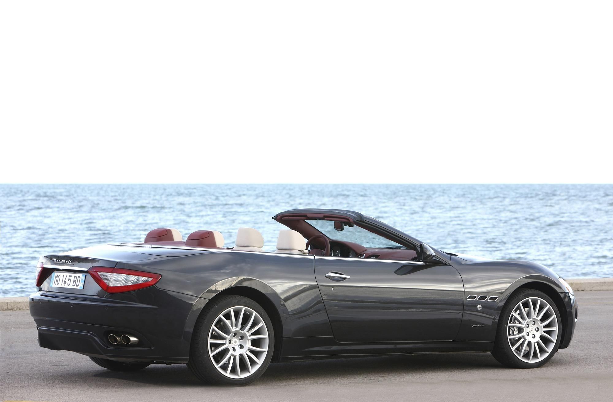 2010 Maserati GranCabrio