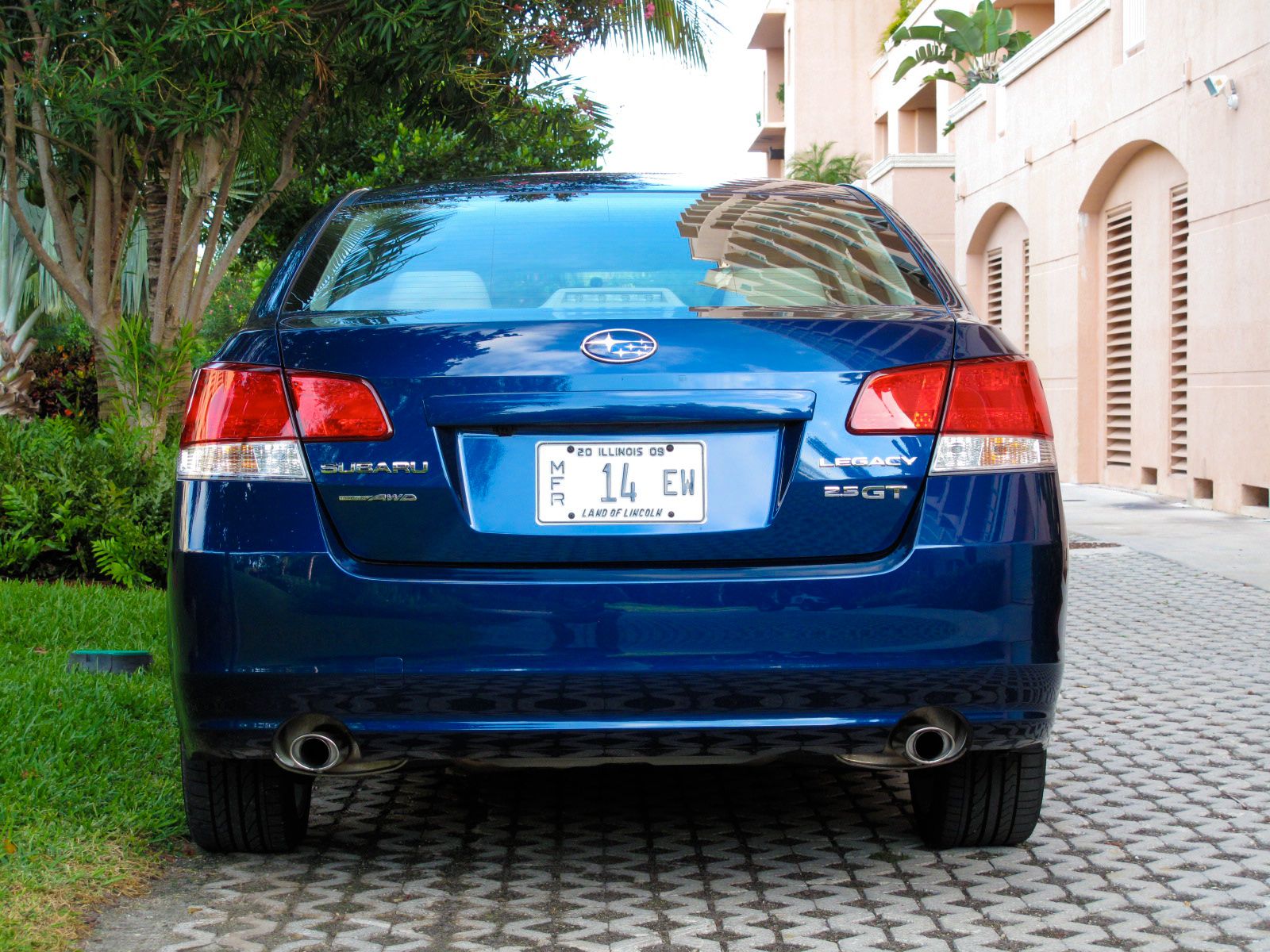 Subaru legacy gt 2010