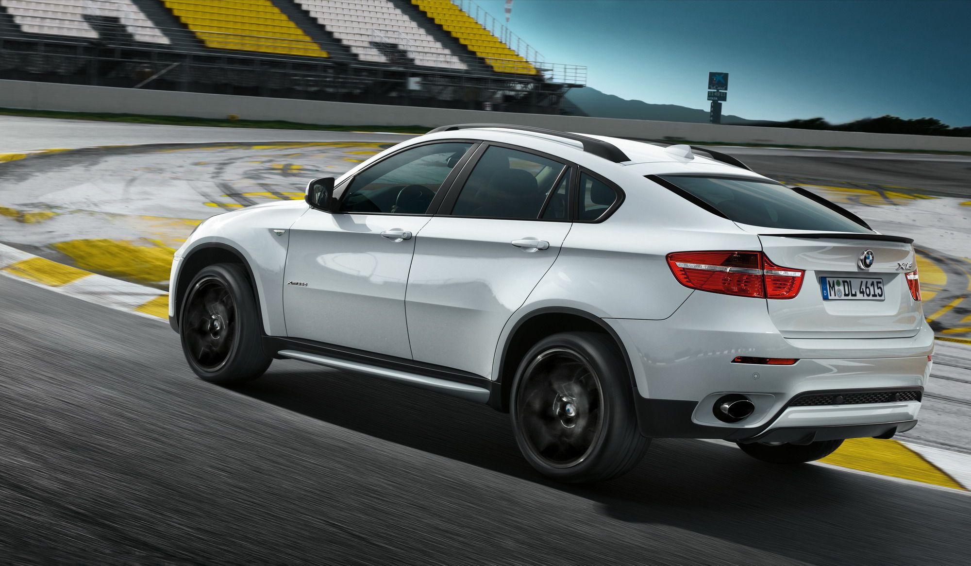 2011 BMW X6 with Performance Aerodynamics Kit