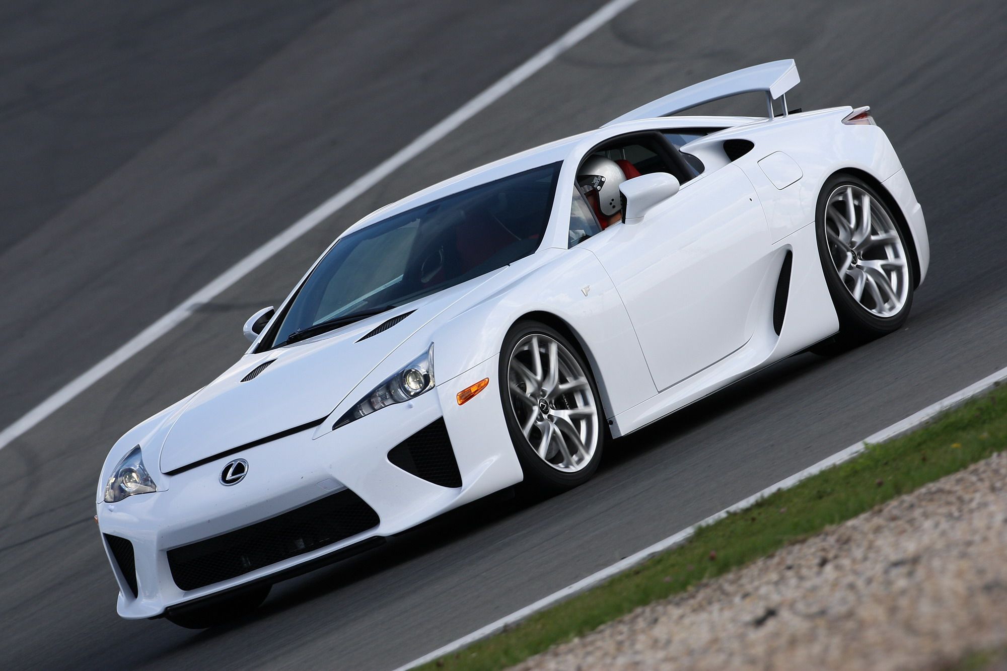 lexus-lfa-supercar-p.jpg?w=