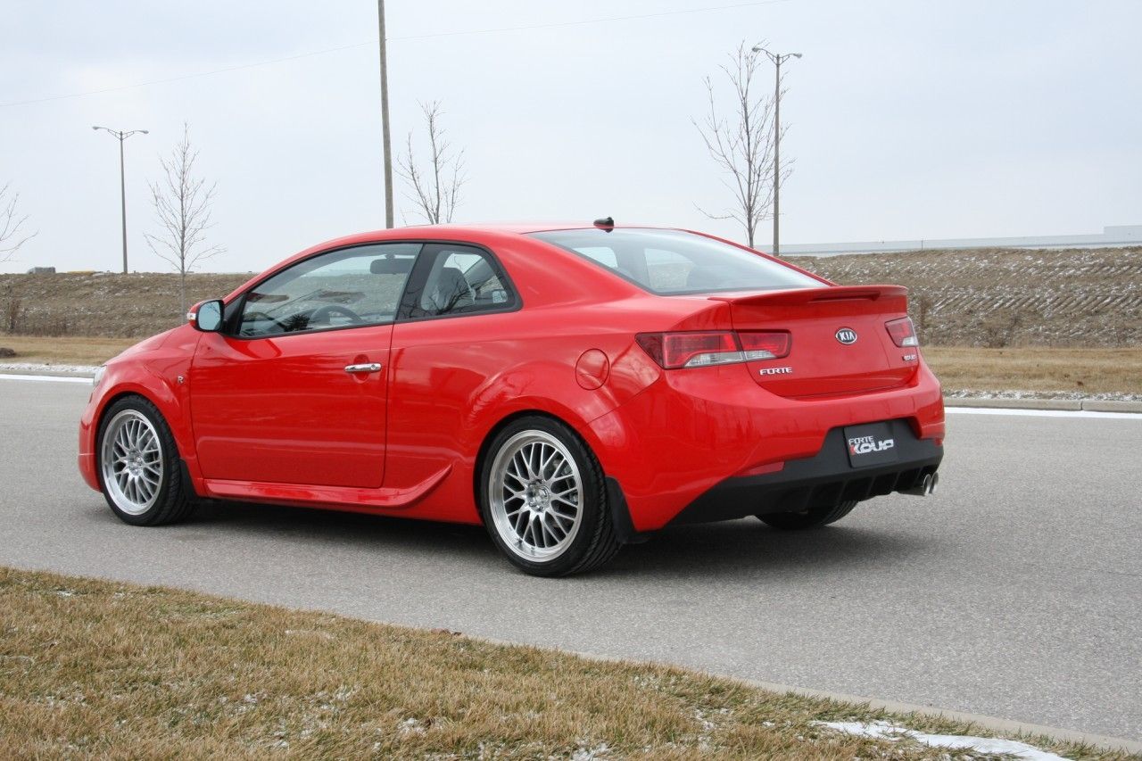 2010 Kia Forte Koup R-Package