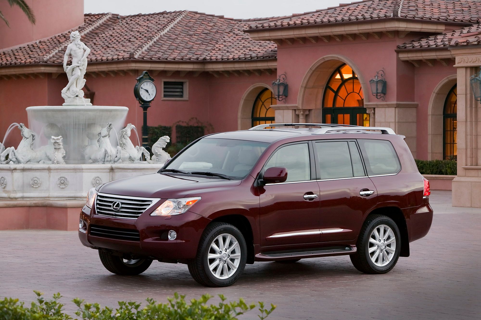 2010 Lexus LX570