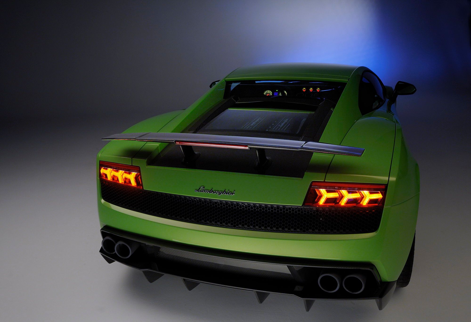 2011 - 2012 Lamborghini Gallardo LP 570-4 Superleggera