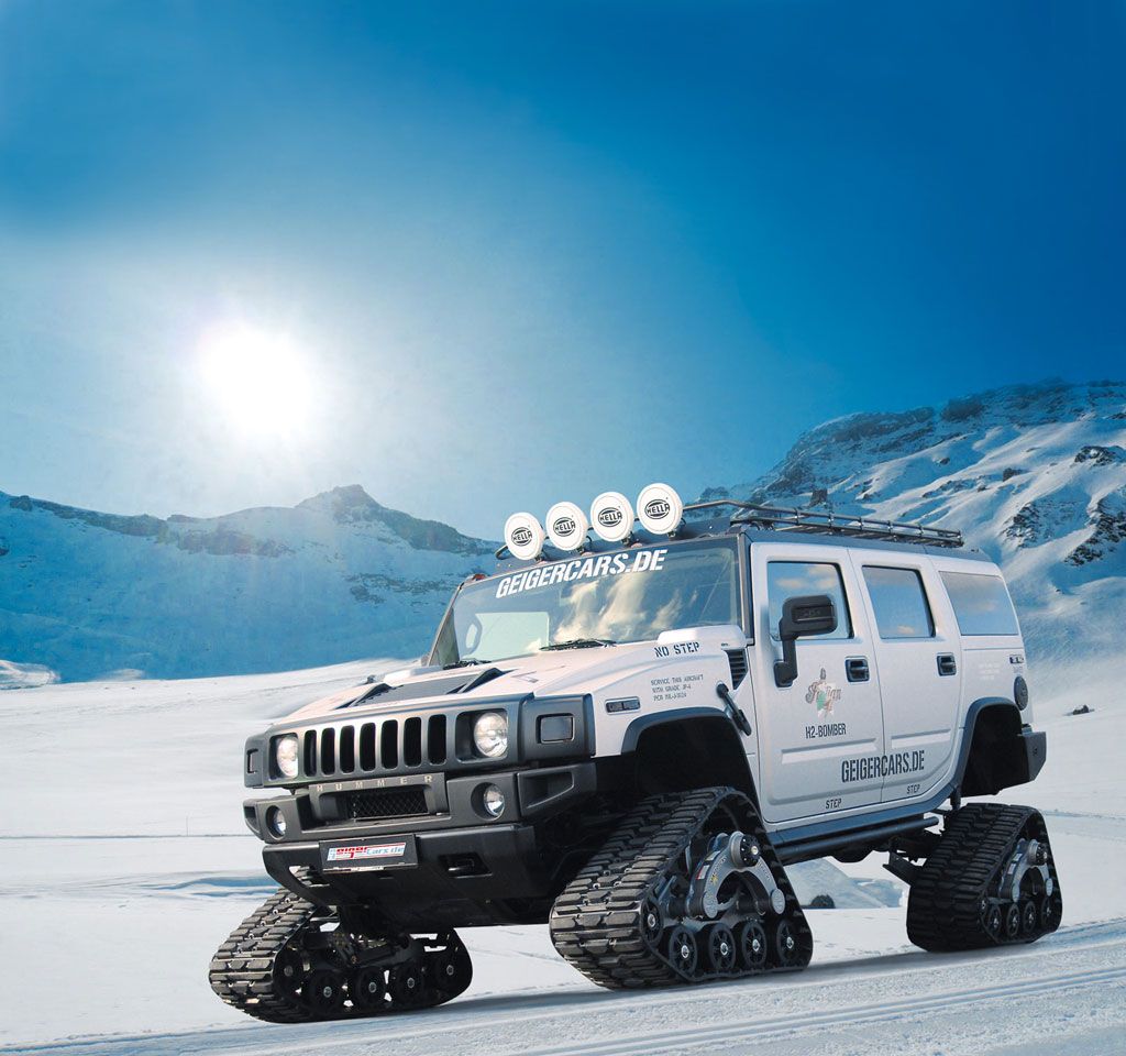 2011 Hummer H2 Bomber by Geiger Cars
