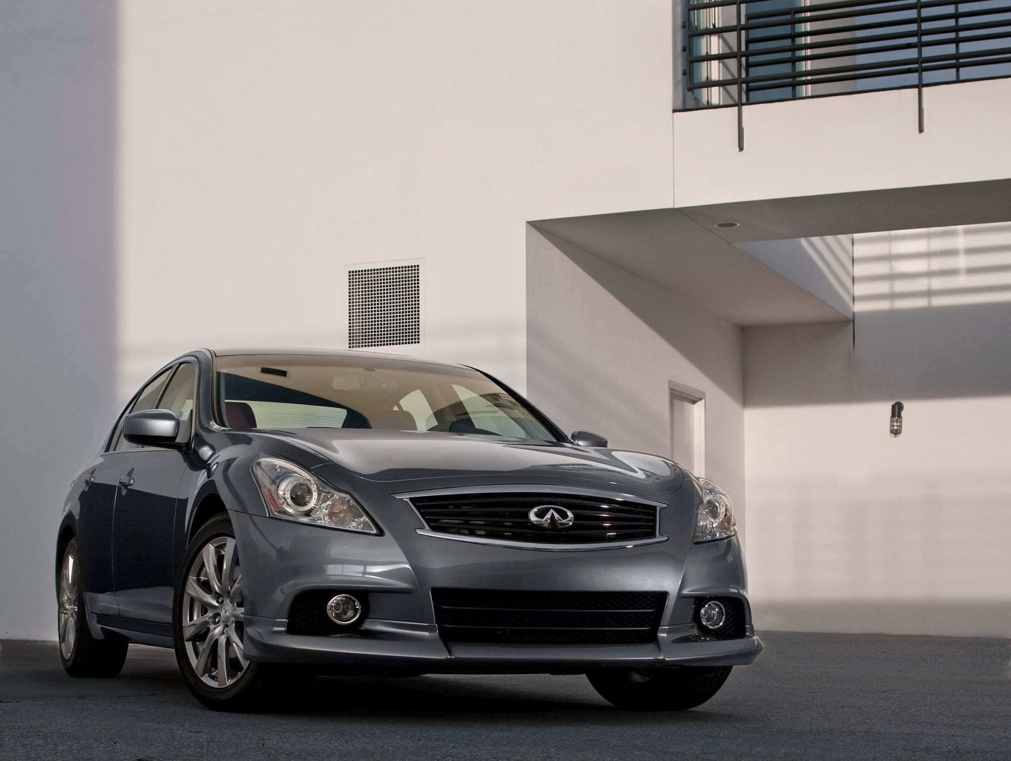 2010 Infiniti G37 Anniversary Edition