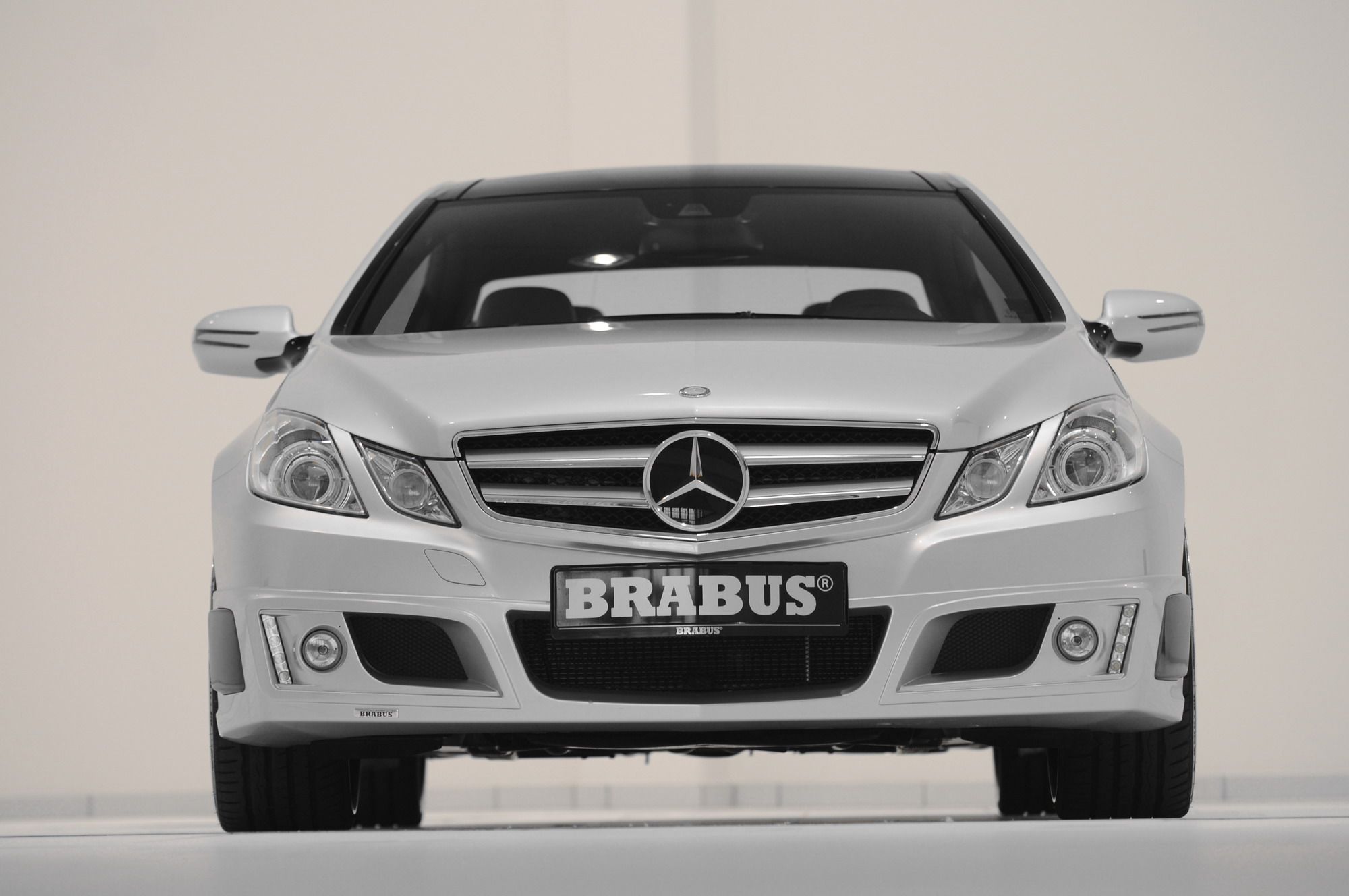 2010 Mercedes E-Class Coupe by Brabus