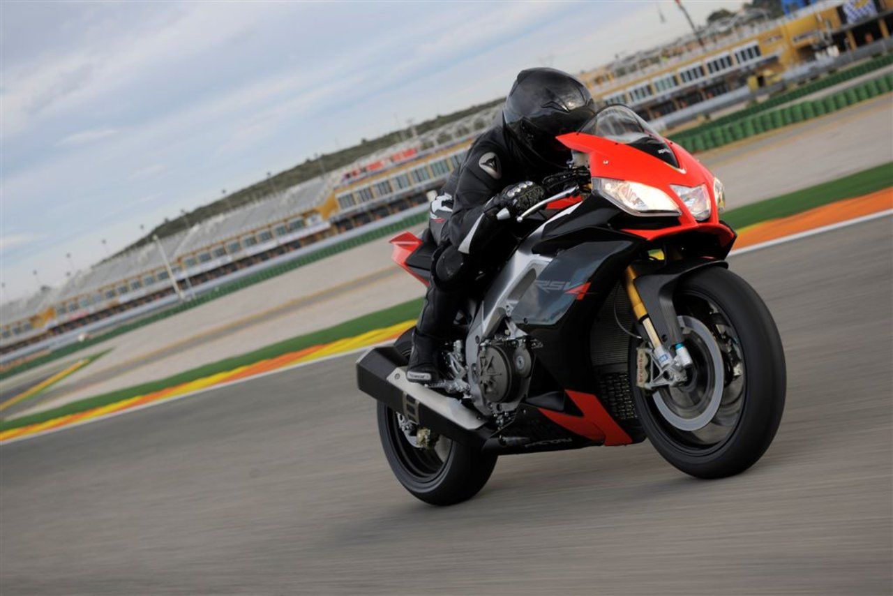  2010 Aprilia RSV4 Factory