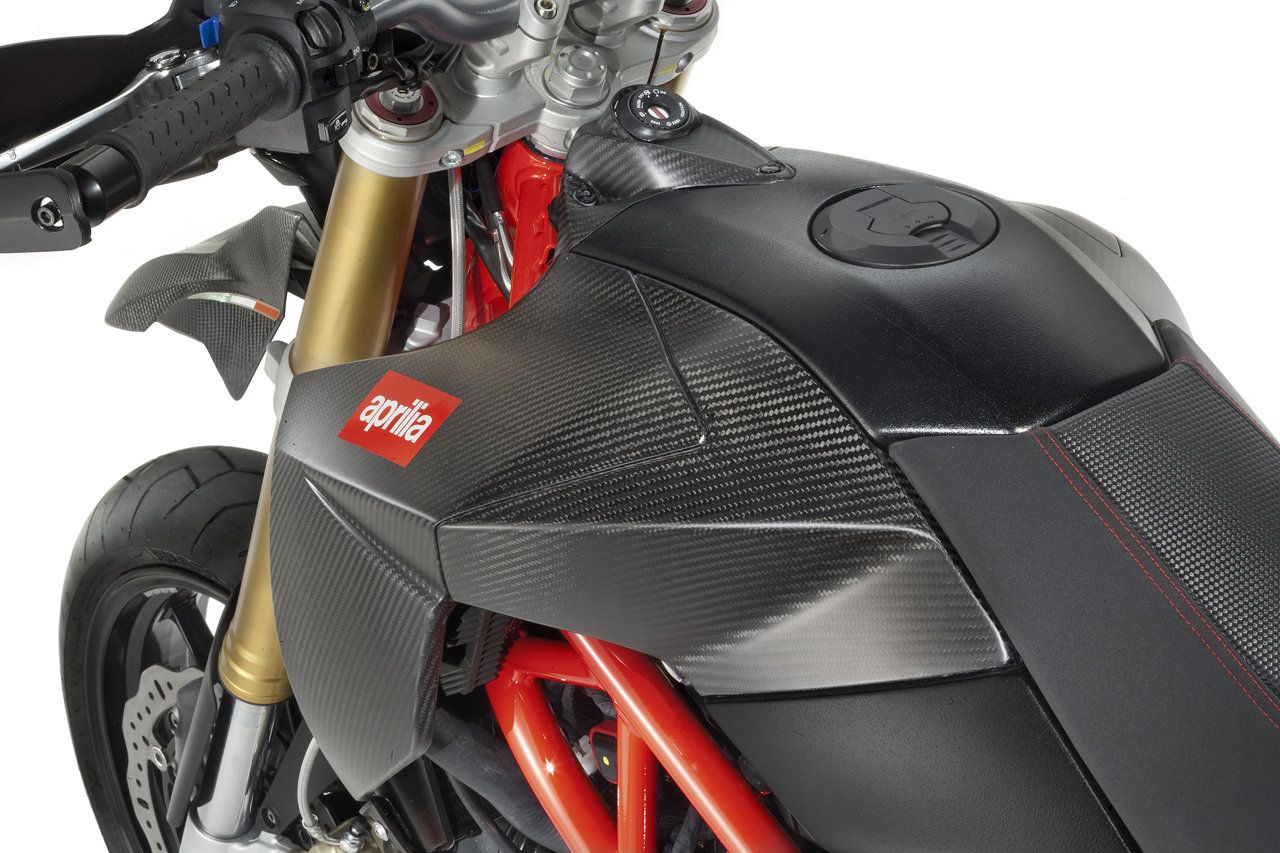  2010 Aprilia Dorsoduro 750 Factory