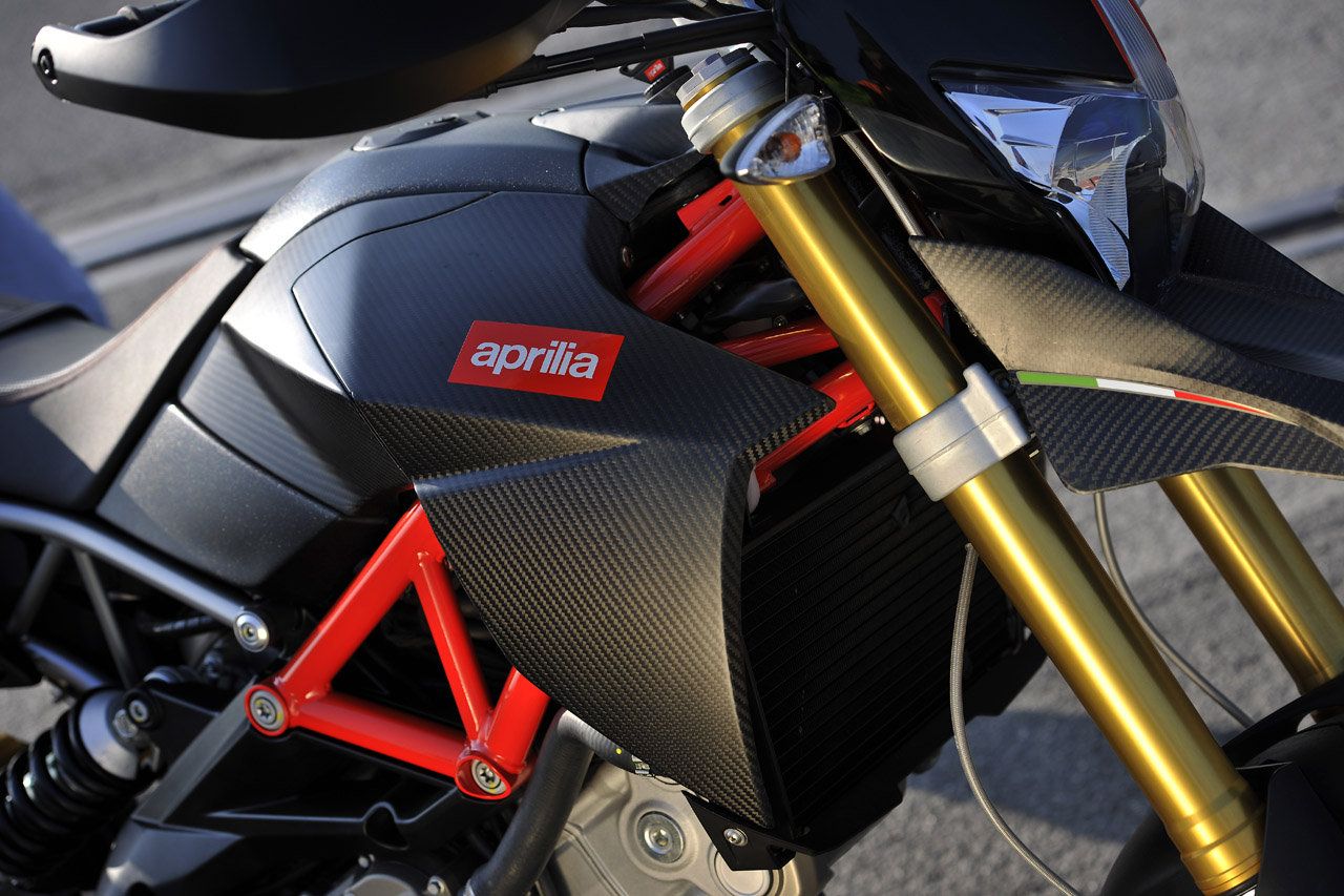  2010 Aprilia Dorsoduro 750 Factory