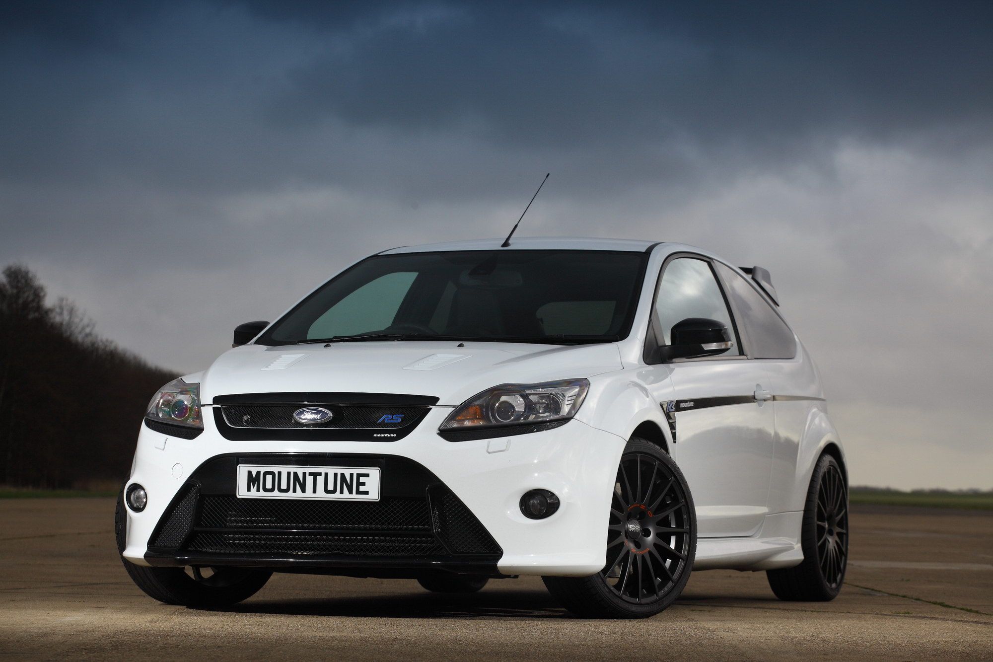 2011 Ford Focus RS by Mountune