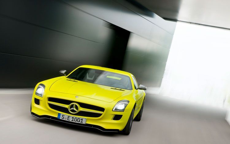 2013 Mercedes-Benz SLS AMG E-Cell