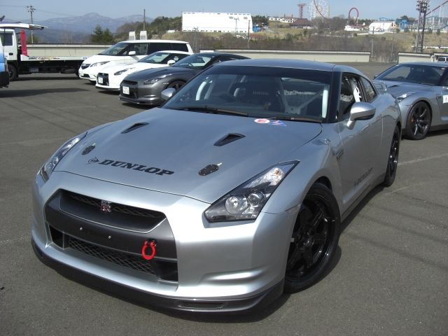 2010 Nissan GT-R Club Track Edition