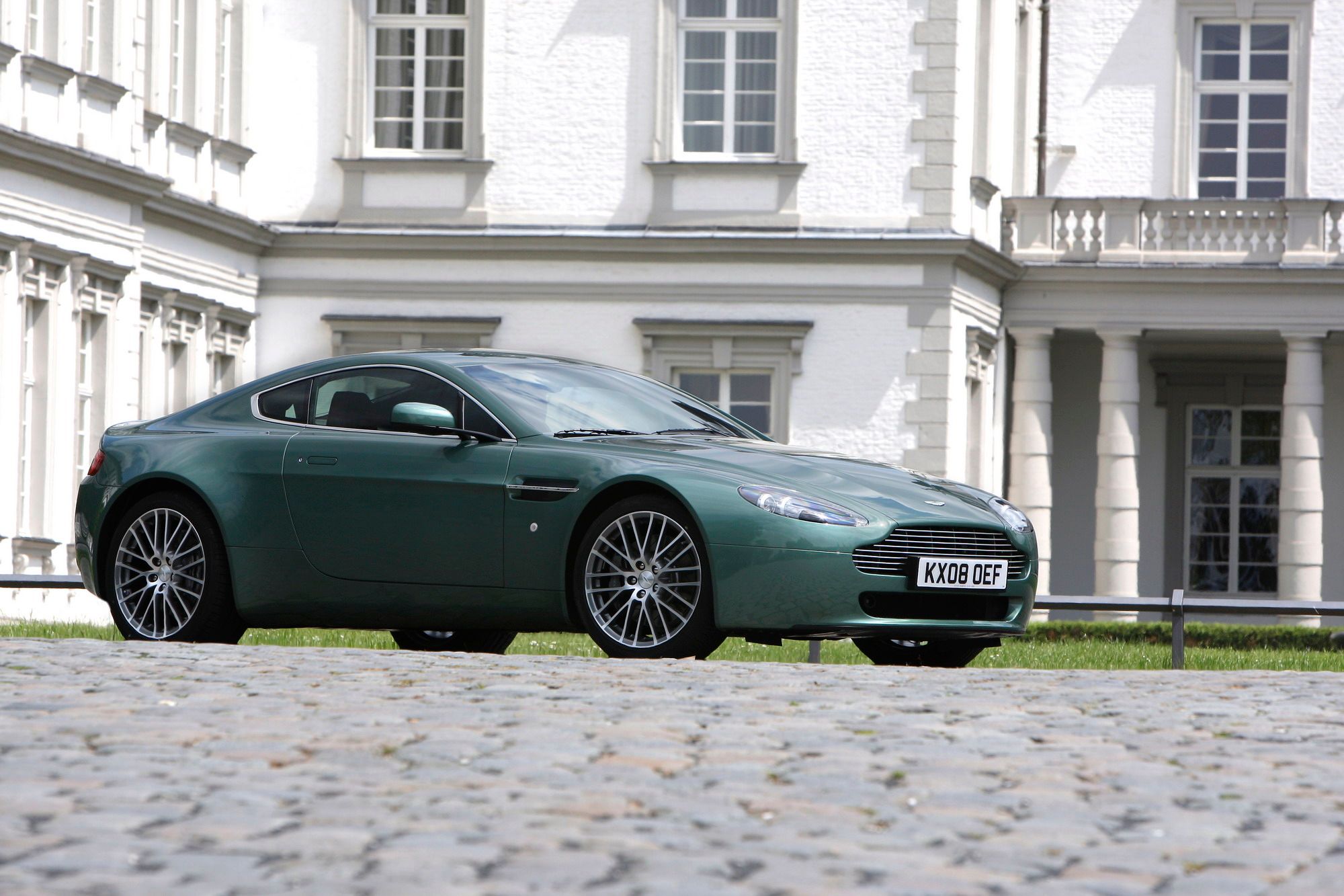 2010 Aston Martin V8 Vantage