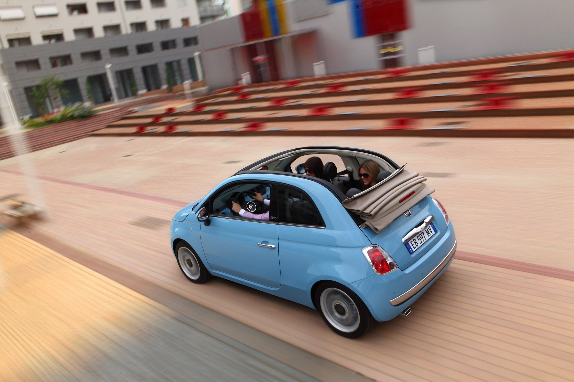 2010 Fiat 500 and 500C Twin-Air