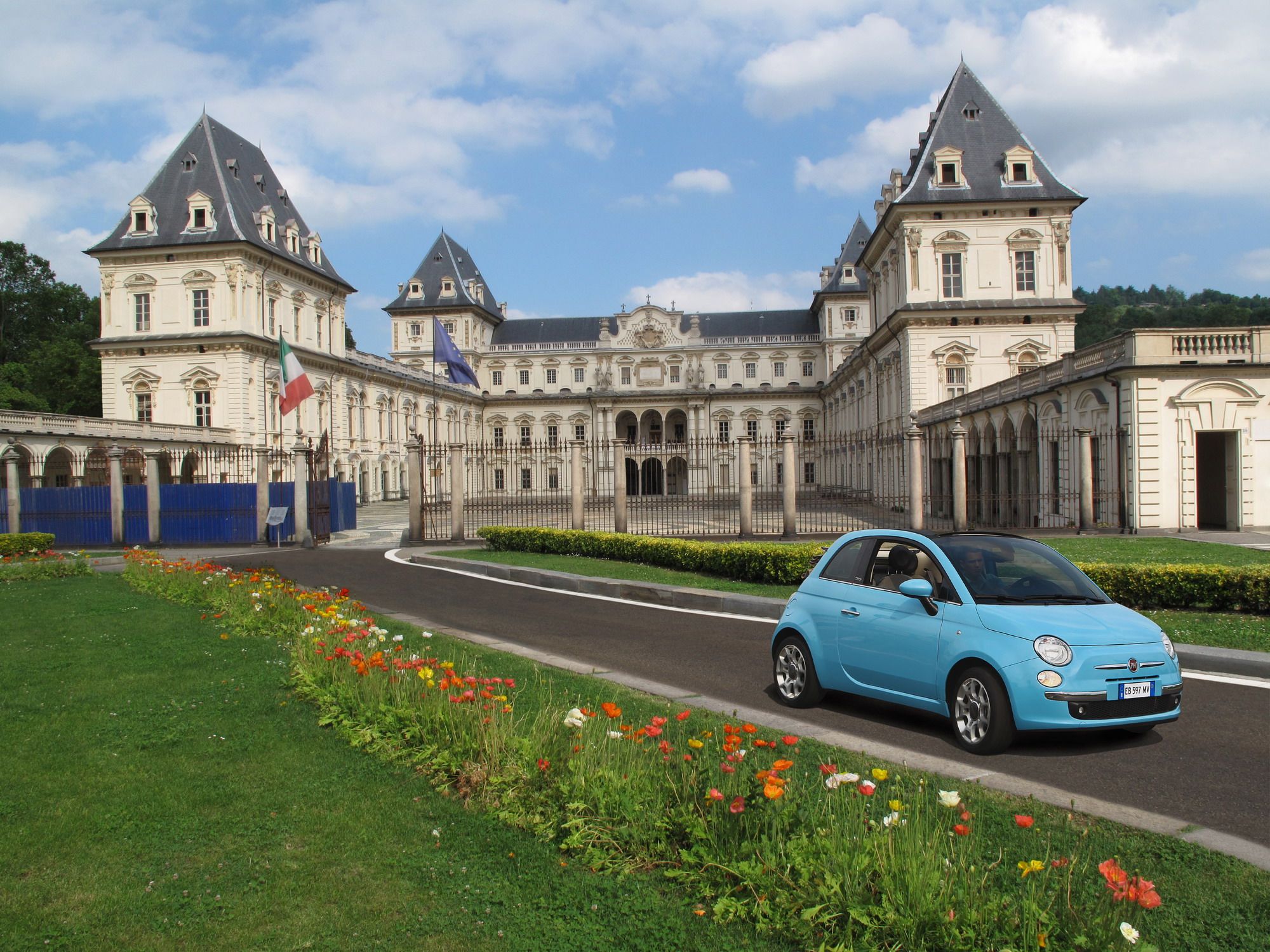 2010 Fiat 500 and 500C Twin-Air