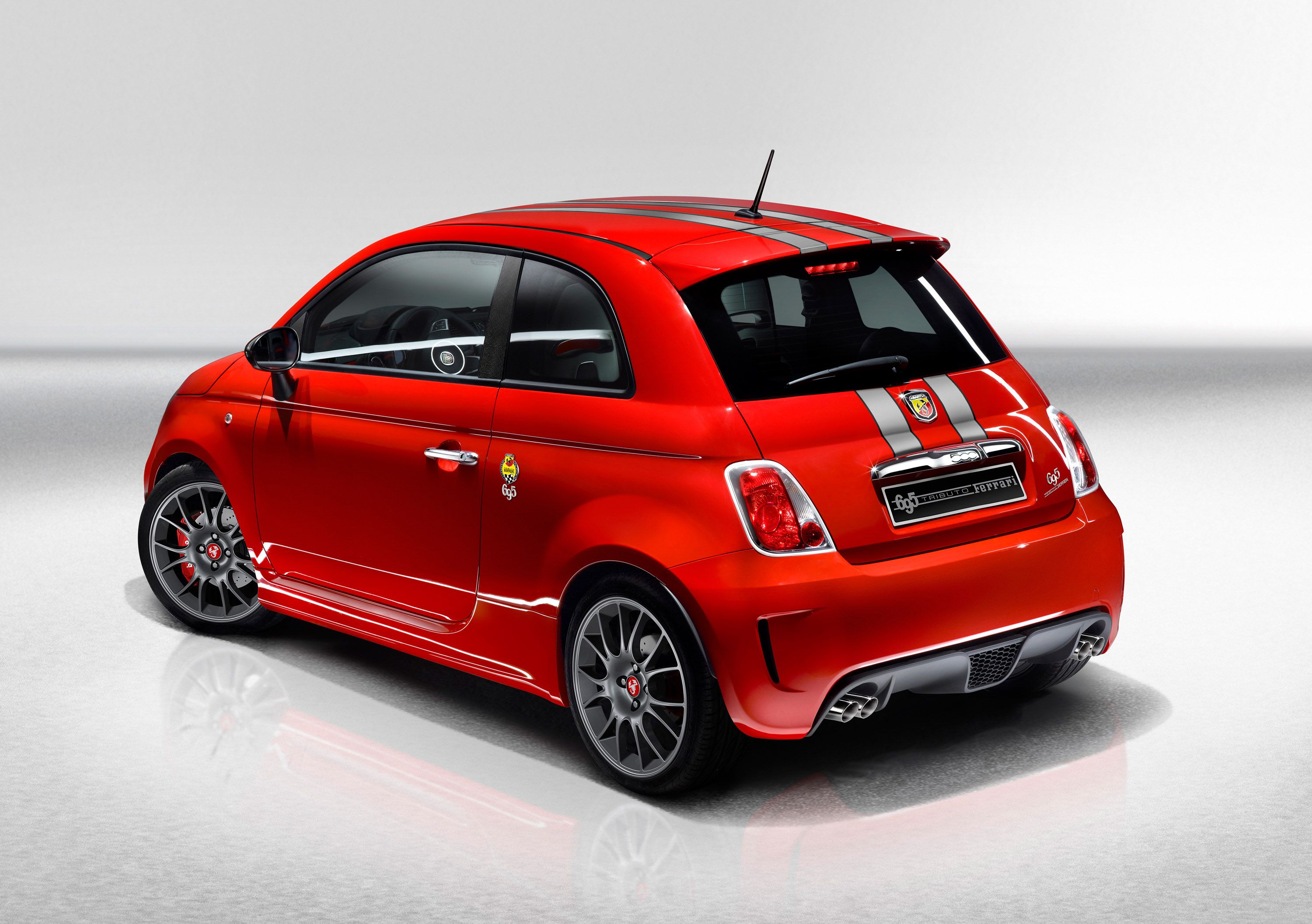 2010 Abarth 695 Tributo Ferrari UK Edition